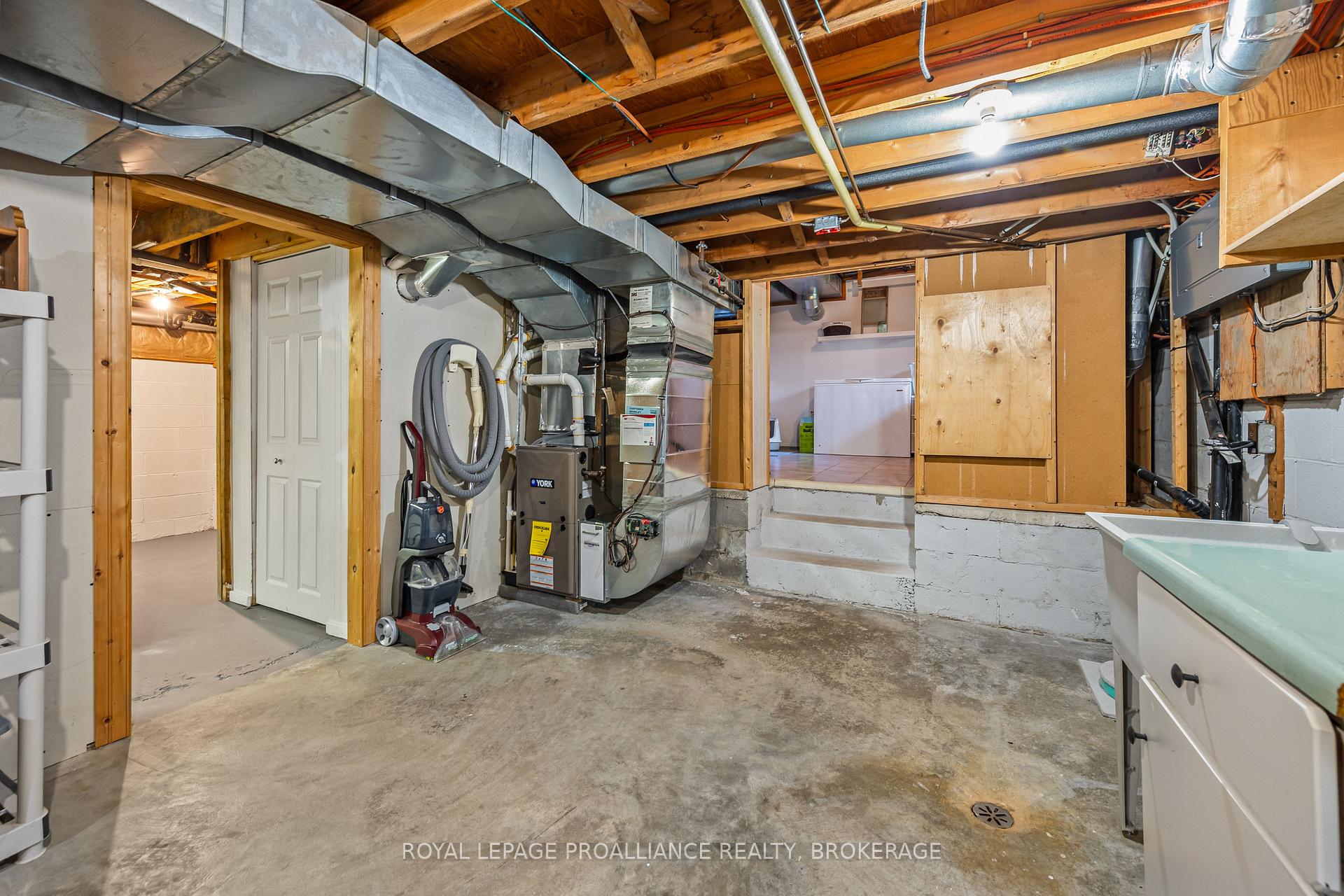 Photo 37 of 79 Seaforth Road, Kingston, West of Sir John A. Blvd — HOMEH