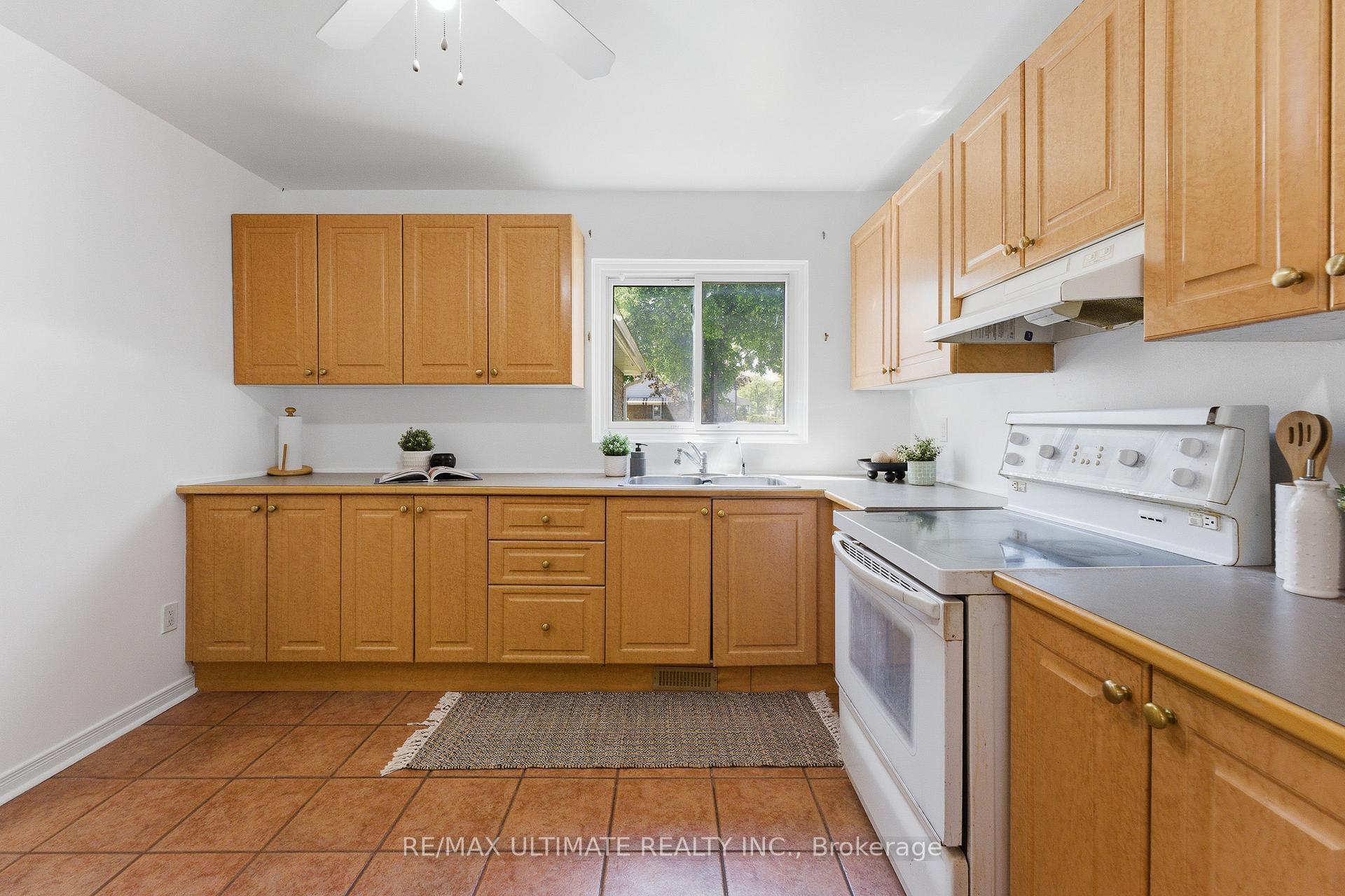 Photo 10 of 17 Quantrell Trail, Scarborough, Malvern — HOMEH
