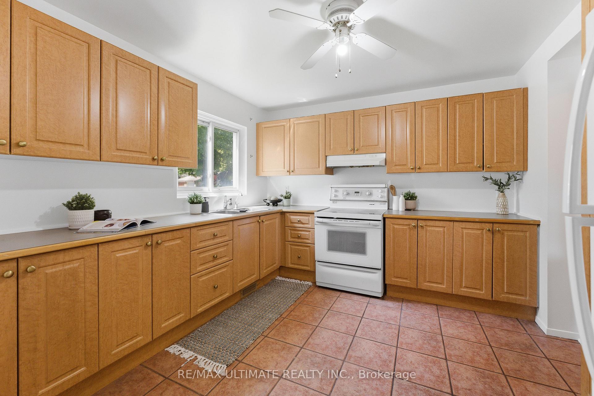 Photo 11 of 17 Quantrell Trail, Scarborough, Malvern — HOMEH