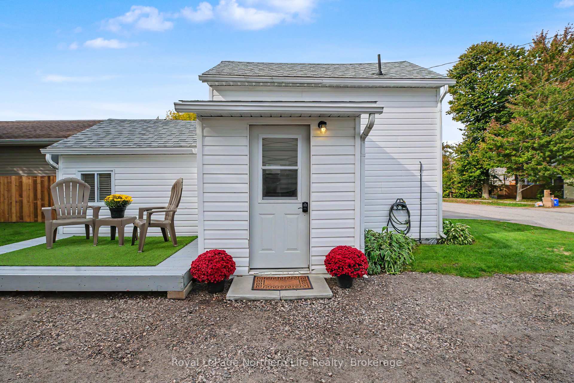 Photo 6 of 83 Memorial Park Drive, Powassan — HOMEH