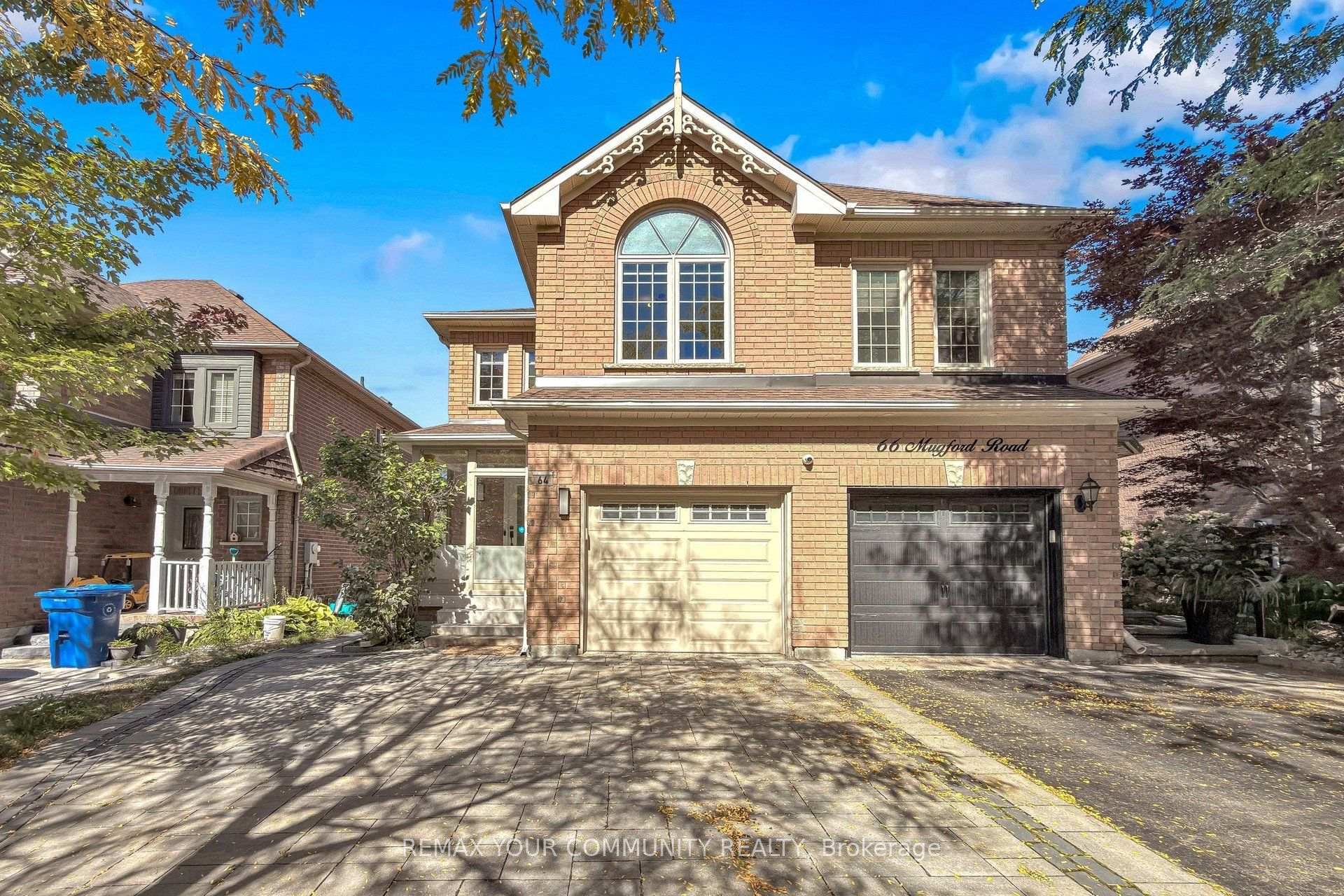 Photo 2 of 64 Mugford Road, Aurora, Bayview Wellington — HOMEH
