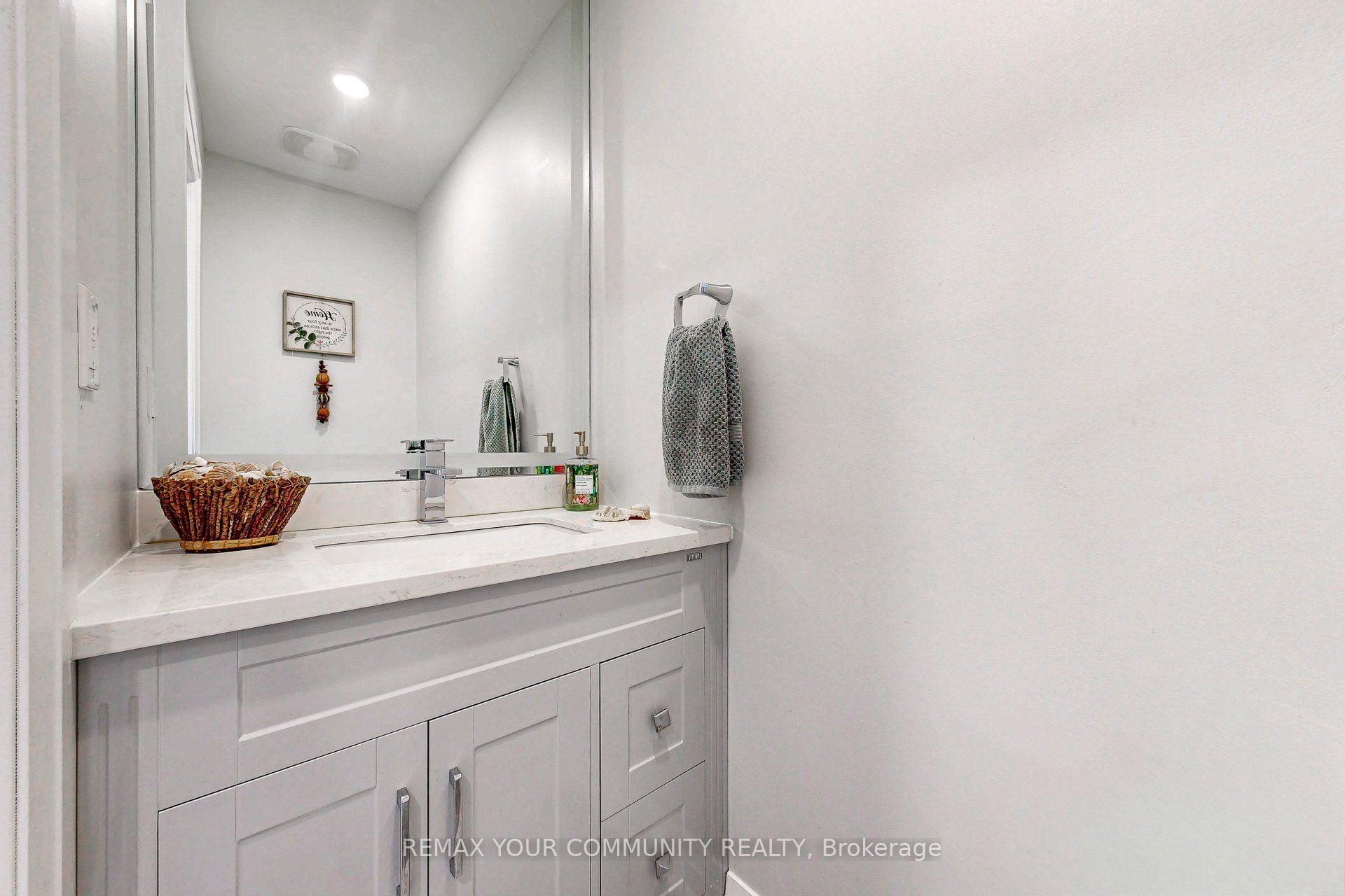 Photo 5 of 64 Mugford Road, Aurora, Bayview Wellington — HOMEH