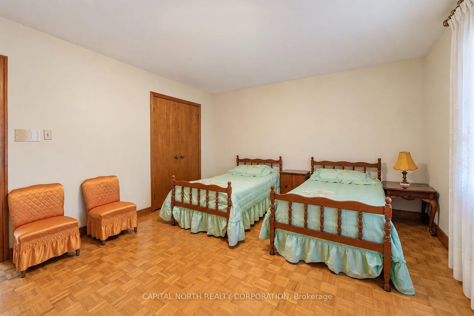 Photo 21 of 30 Cartwright Avenue, North York, Yorkdale-Glen Park — HOMEH