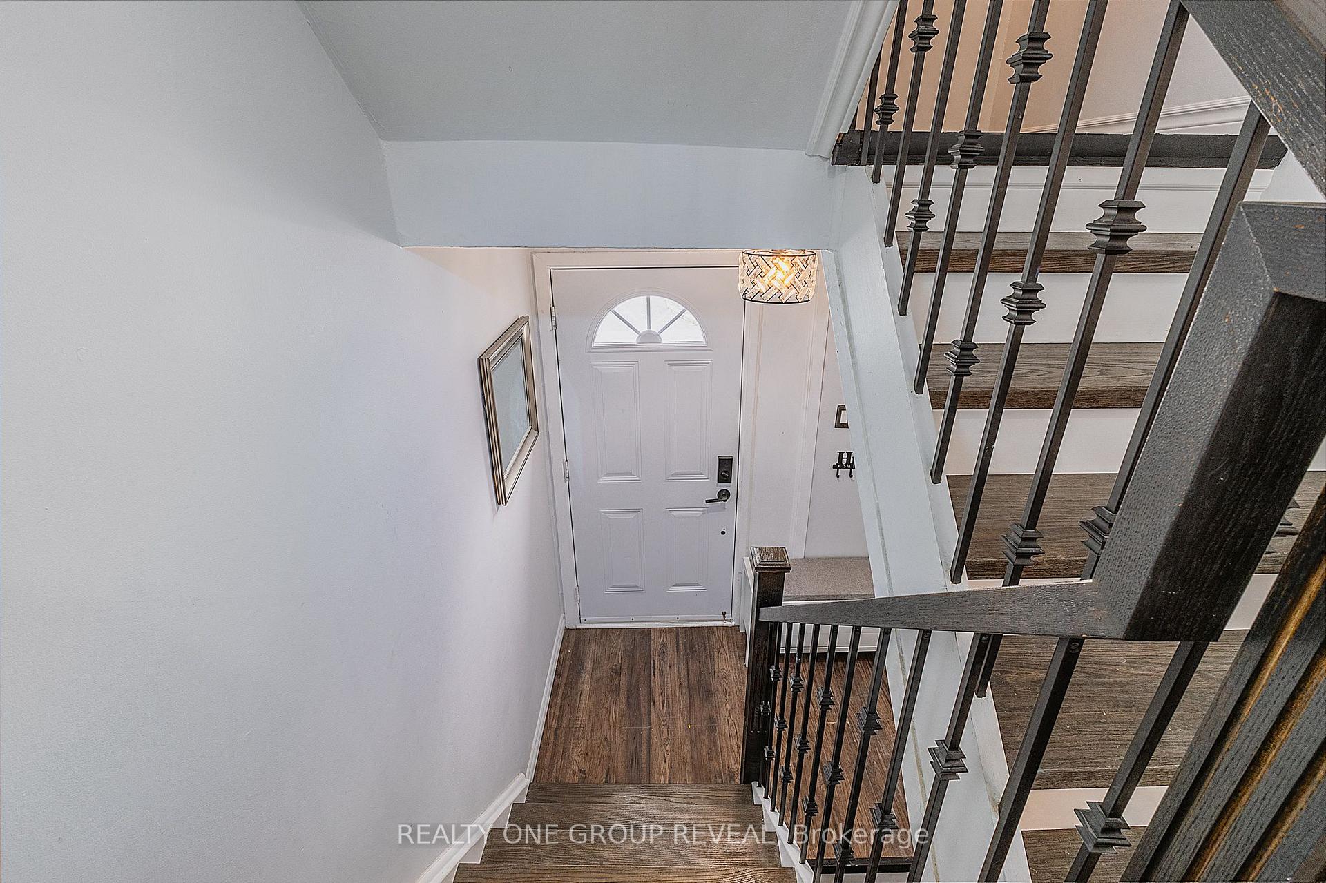 Photo 3 of Unit 15, 222 Pearson Street, Oshawa, O'Neill — HOMEH