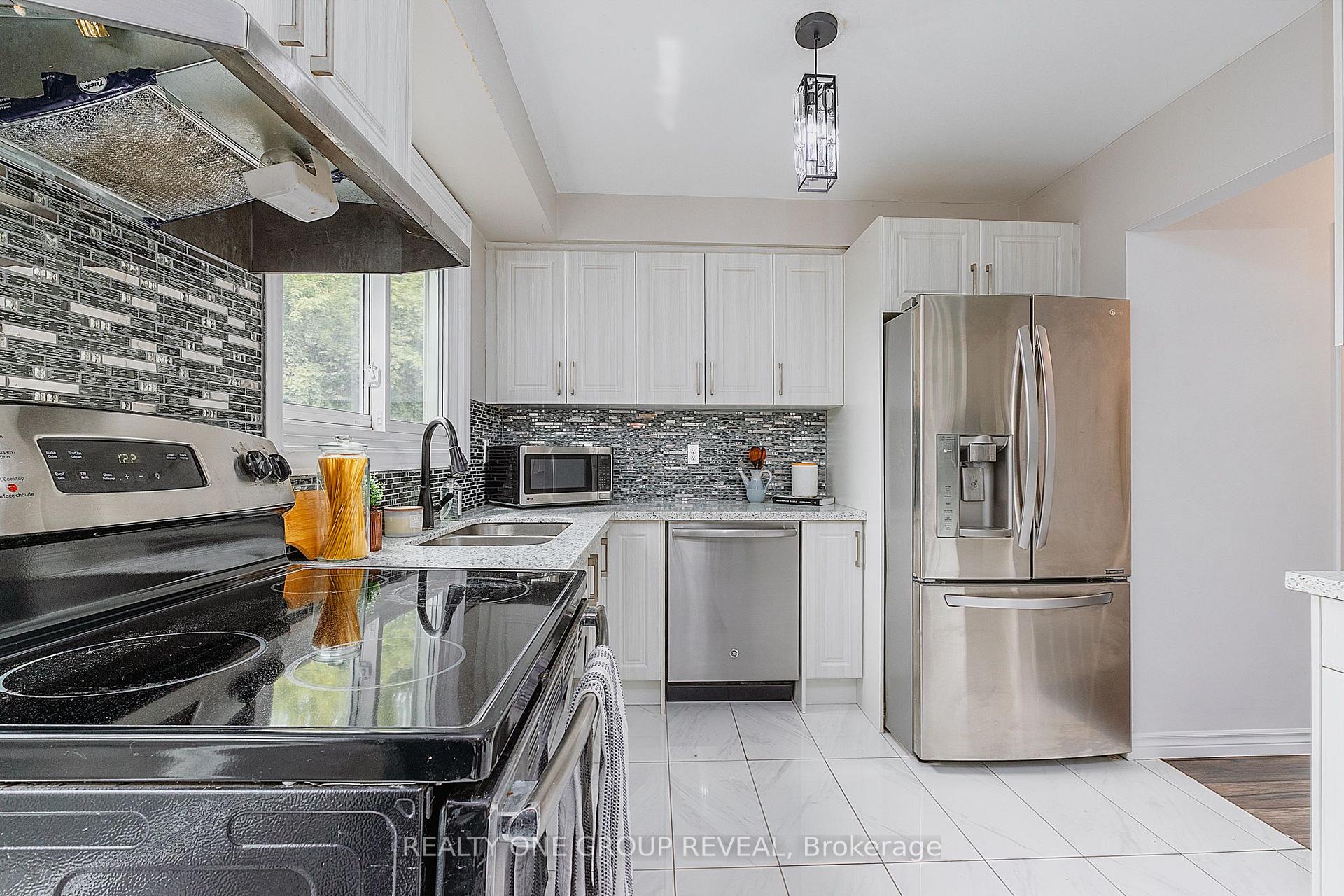 Photo 10 of Unit 15, 222 Pearson Street, Oshawa, O'Neill — HOMEH