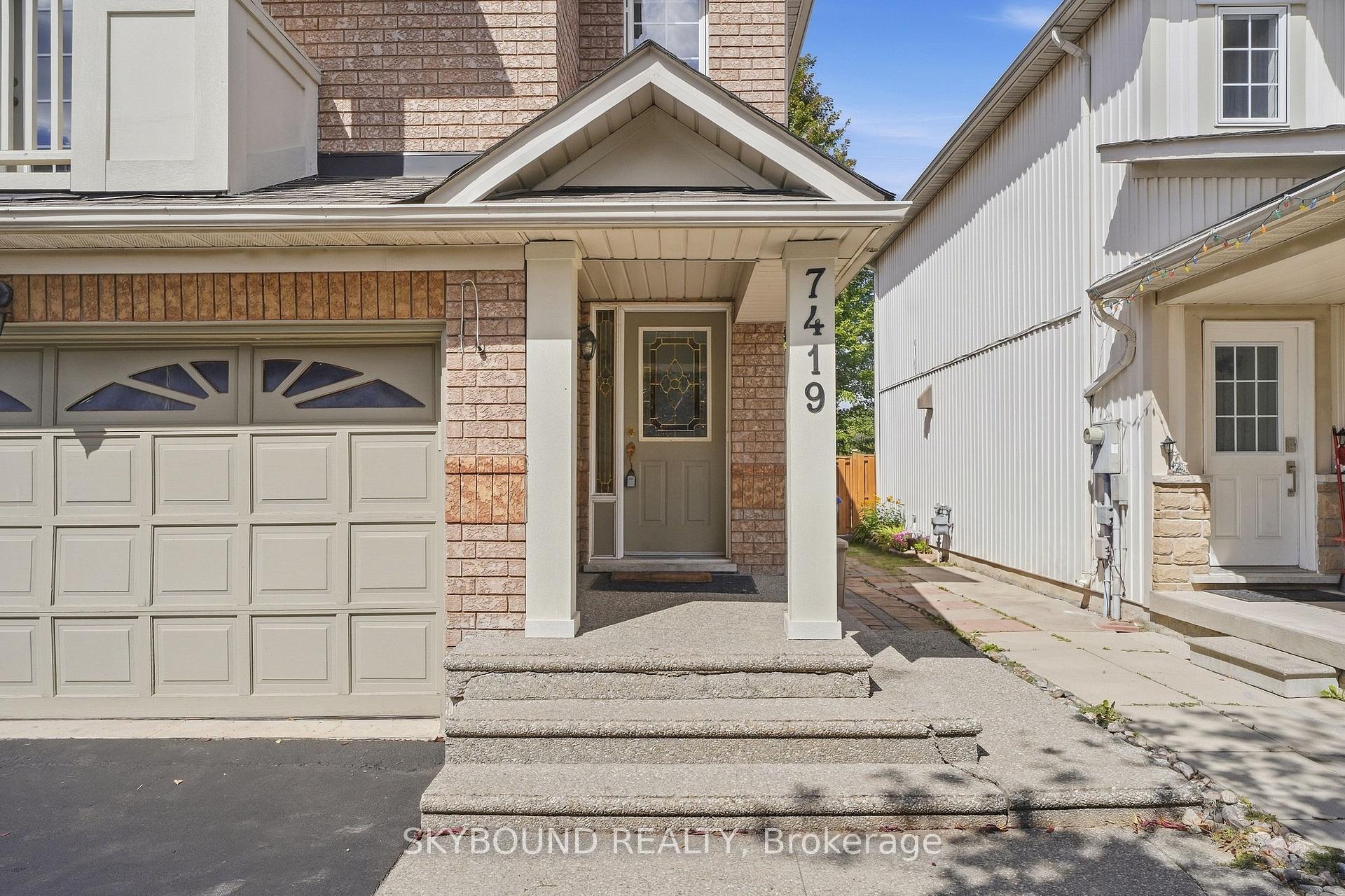 Photo 4 of 7419 Magistrate Terrace, Mississauga, Meadowvale Village — HOMEH