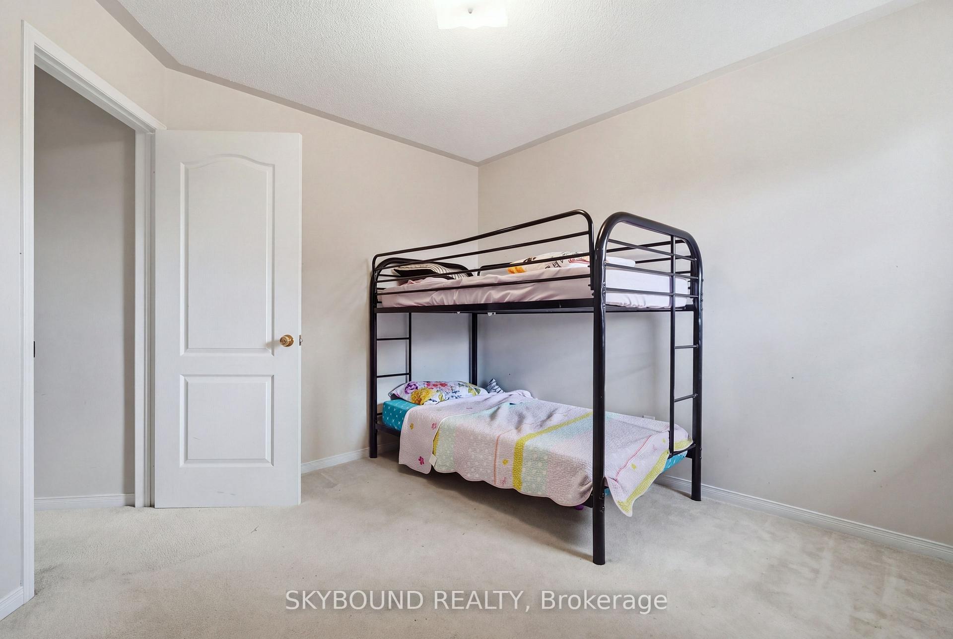 Photo 23 of 7419 Magistrate Terrace, Mississauga, Meadowvale Village — HOMEH