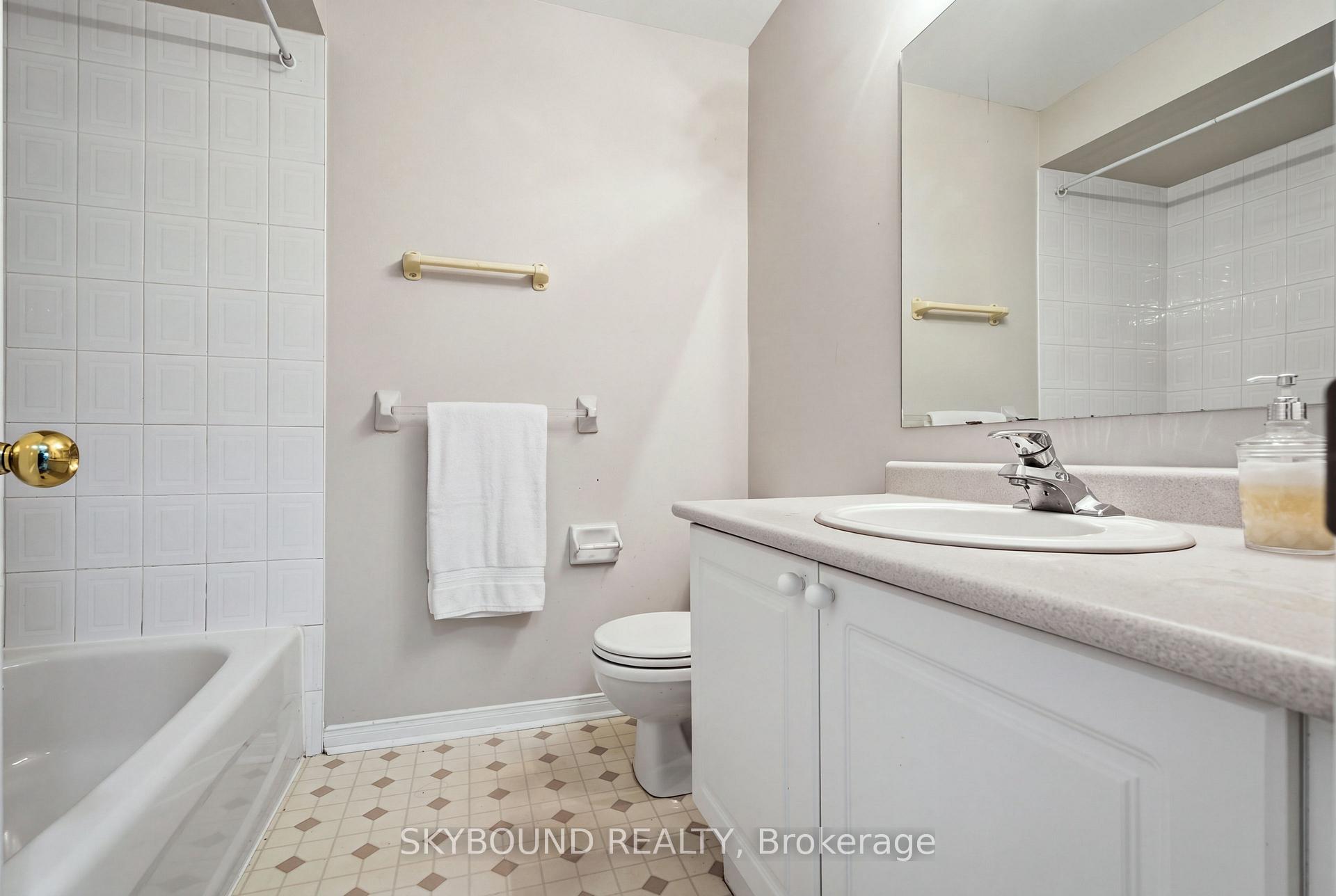 Photo 25 of 7419 Magistrate Terrace, Mississauga, Meadowvale Village — HOMEH