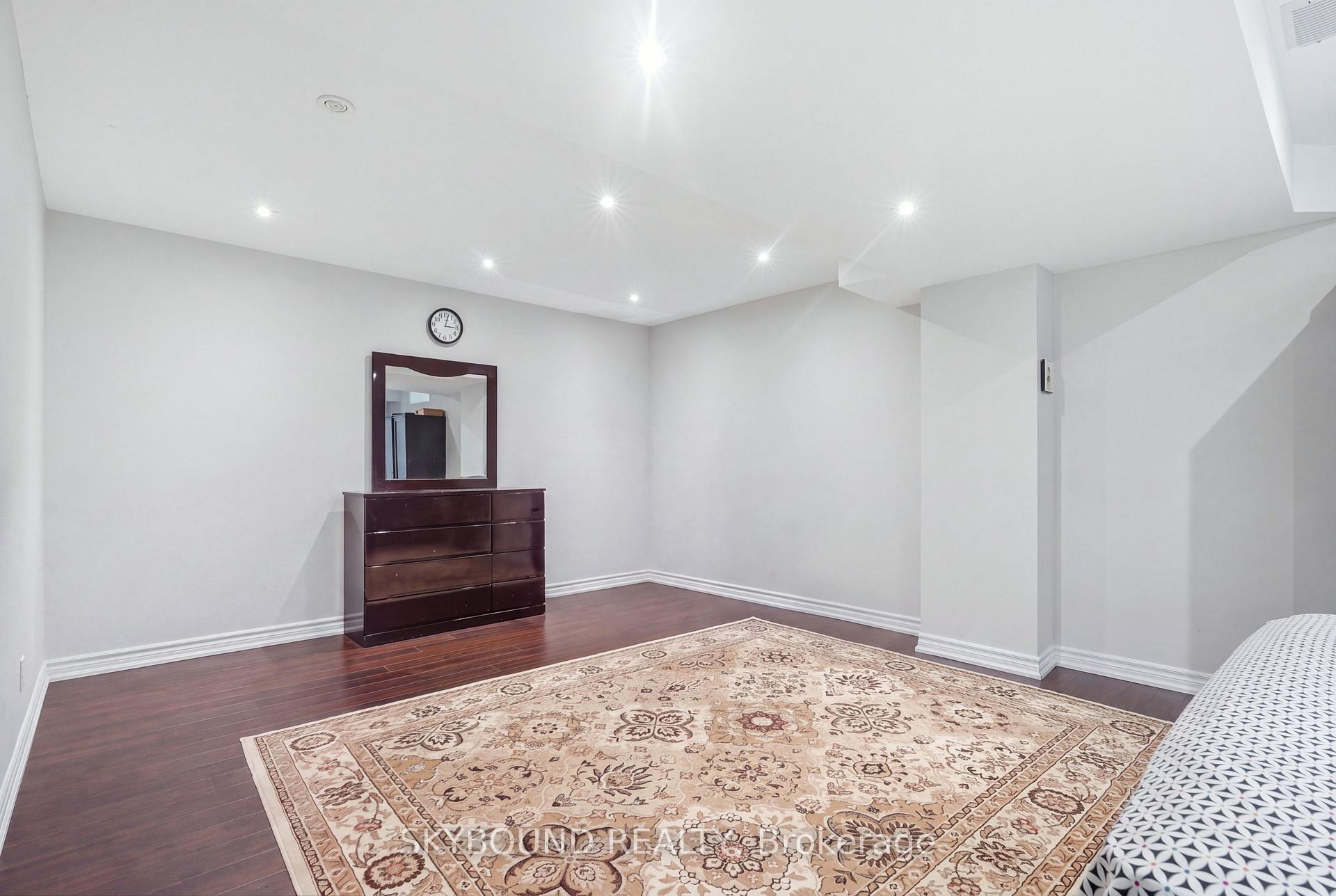 Photo 37 of 7419 Magistrate Terrace, Mississauga, Meadowvale Village — HOMEH