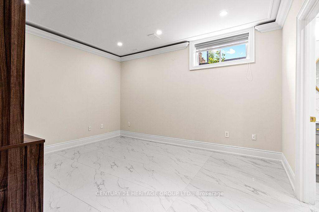 Photo 41 of 4 Loch Erne Lane, King, Nobleton — HOMEH