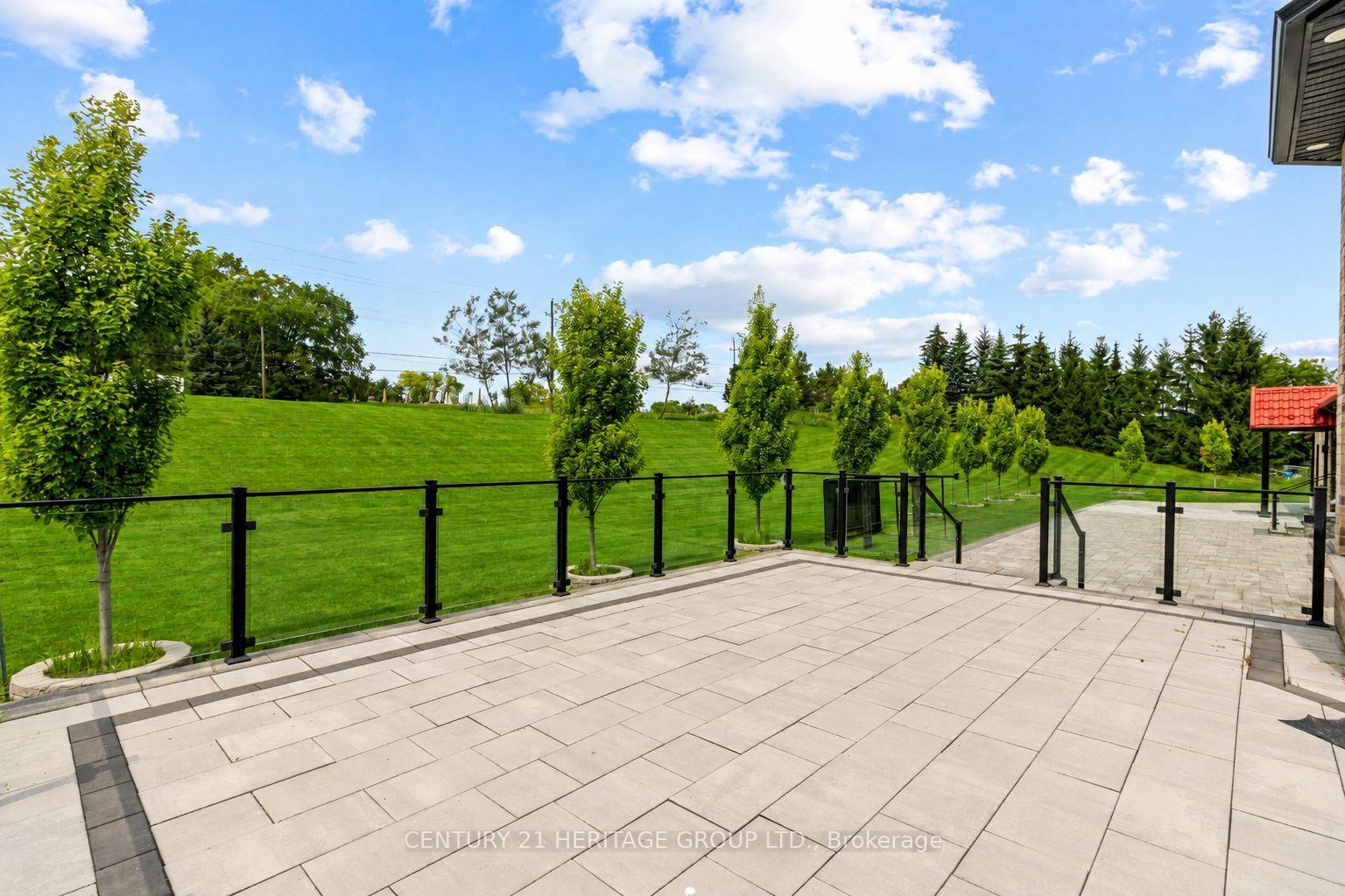 Photo 46 of 4 Loch Erne Lane, King, Nobleton — HOMEH