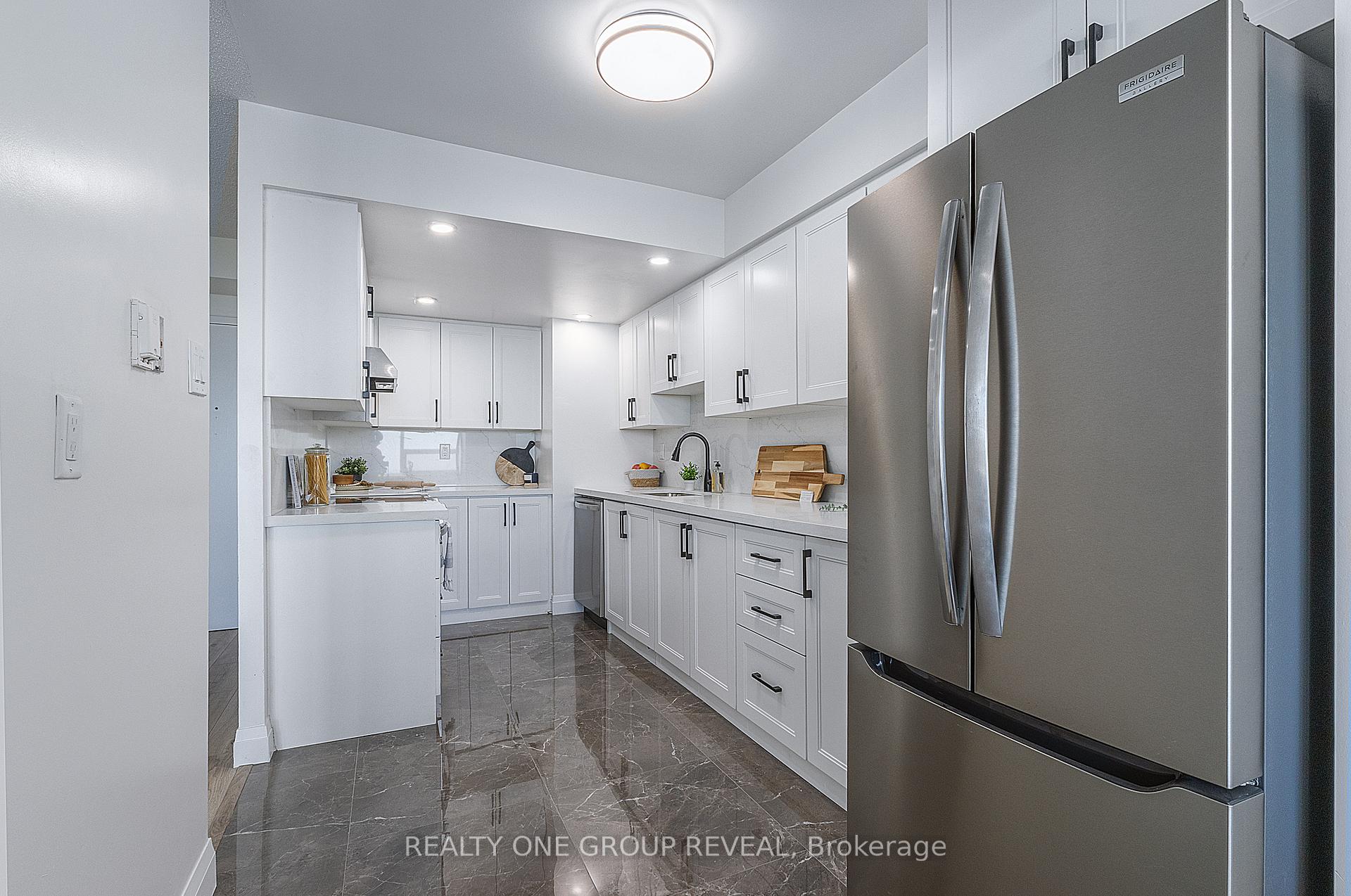 Photo 12 of Unit 1509, 121 Ling Road, Scarborough, West Hill — HOMEH