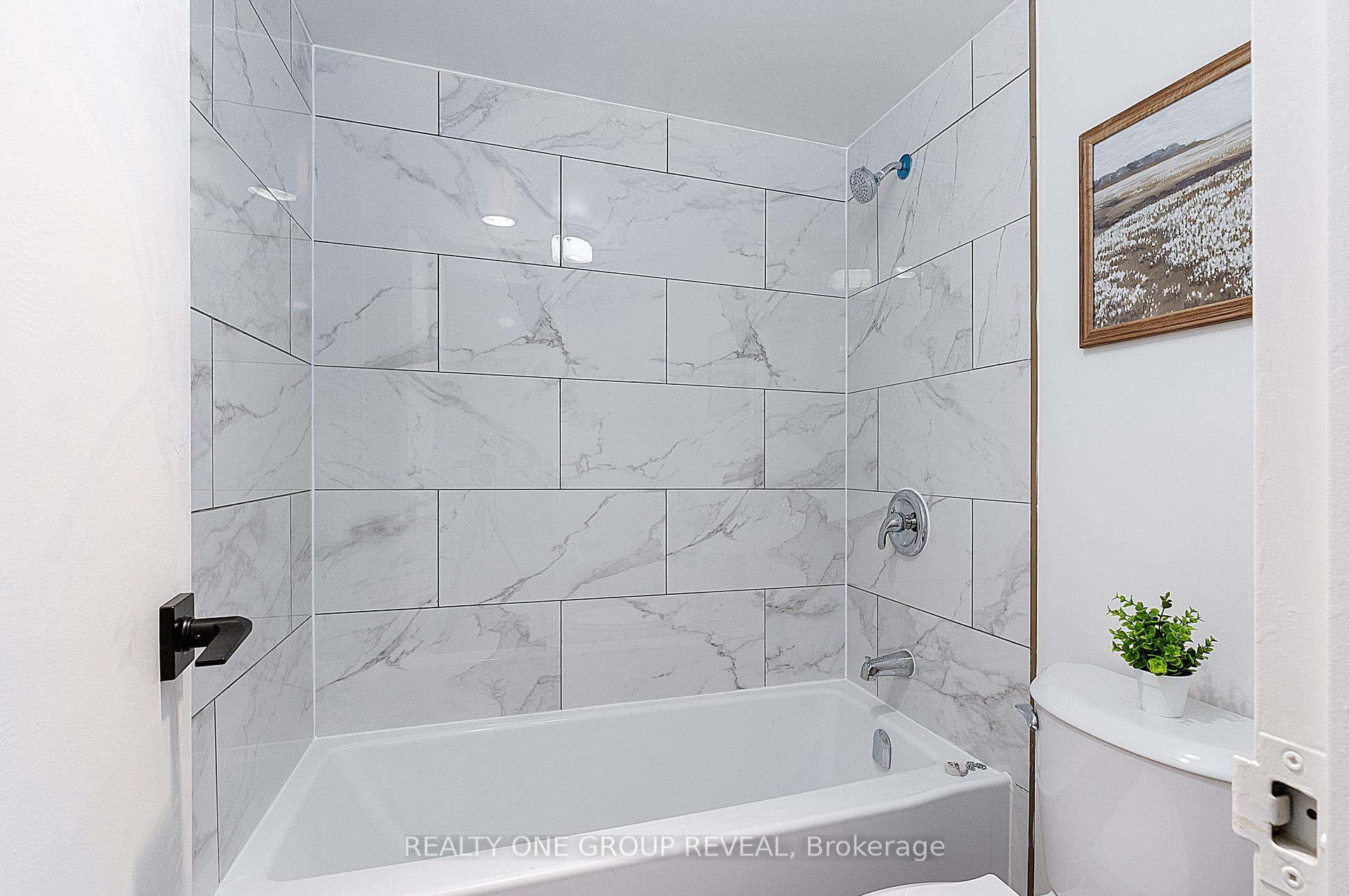 Photo 16 of Unit 1509, 121 Ling Road, Scarborough, West Hill — HOMEH