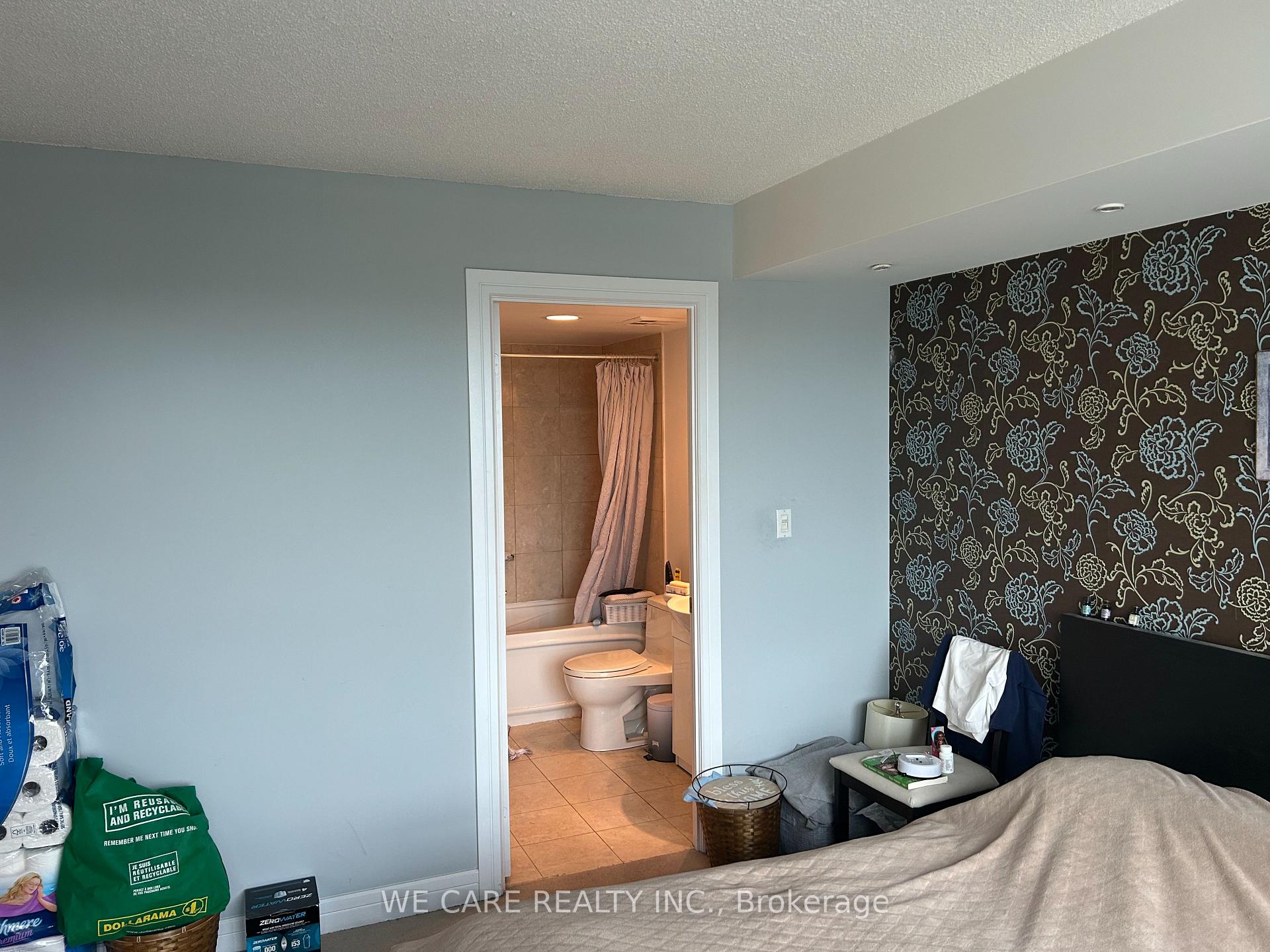 Photo 6 of Unit 2308, 16 Harrison Garden Boulevard, North York, Willowdale East — HOMEH