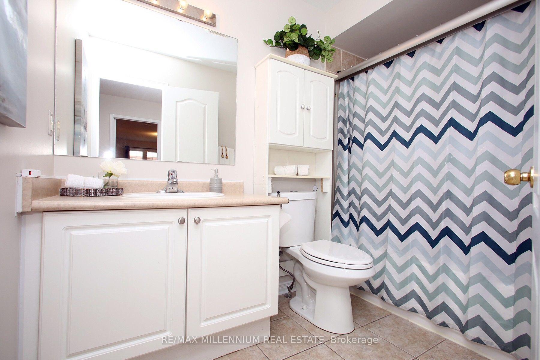 Photo 20 of 19 Tanasi Road, Brampton, Credit Valley — HOMEH
