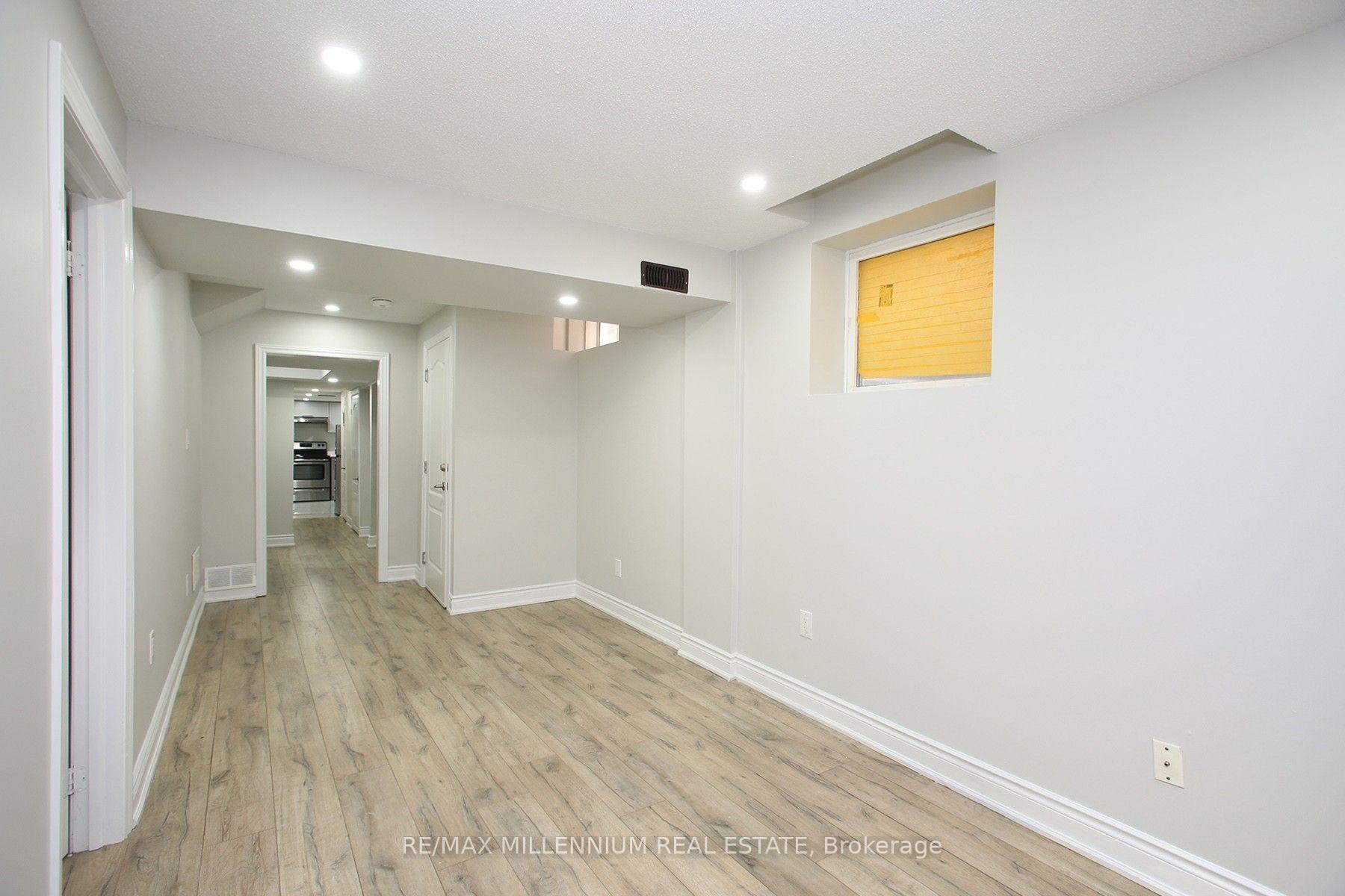 Photo 21 of 19 Tanasi Road, Brampton, Credit Valley — HOMEH