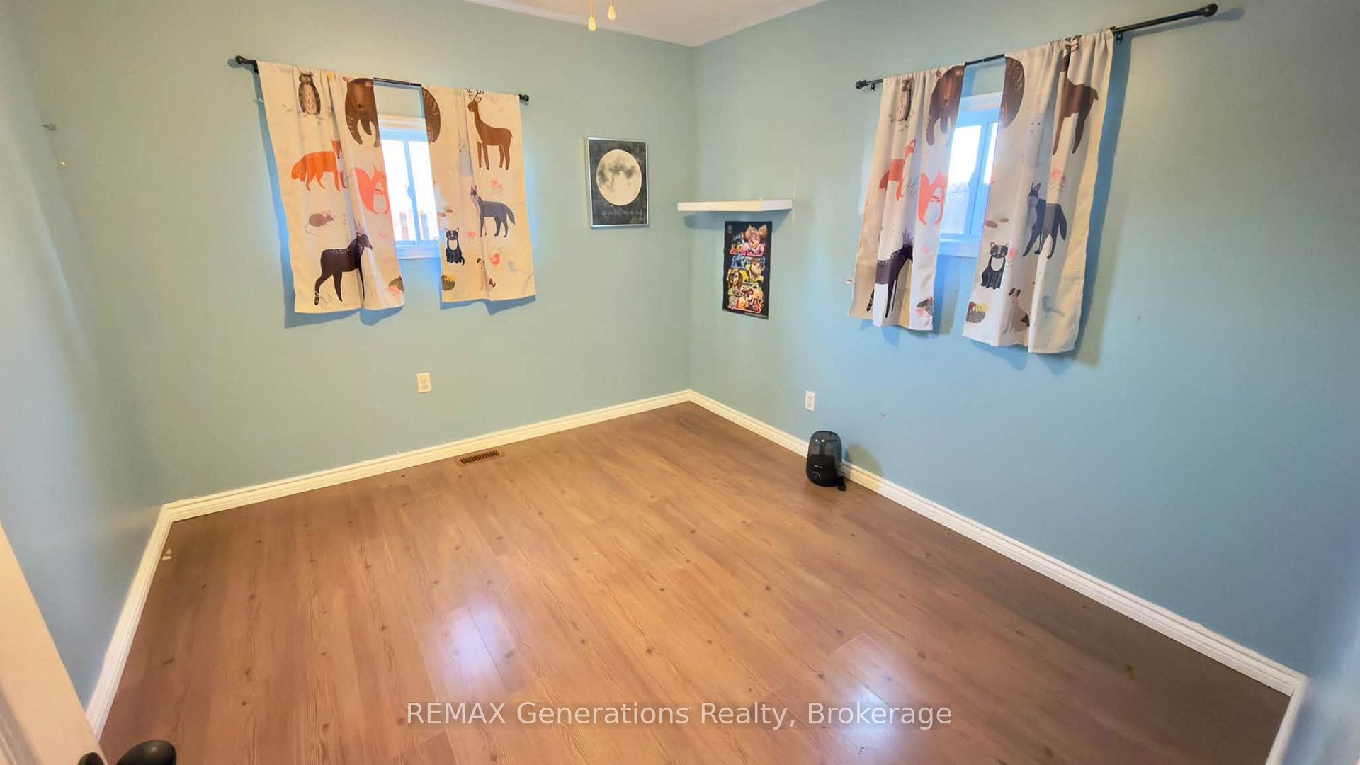 Photo 10 of 503 High Street S, Thunder Bay, Court / Cumberland — HOMEH