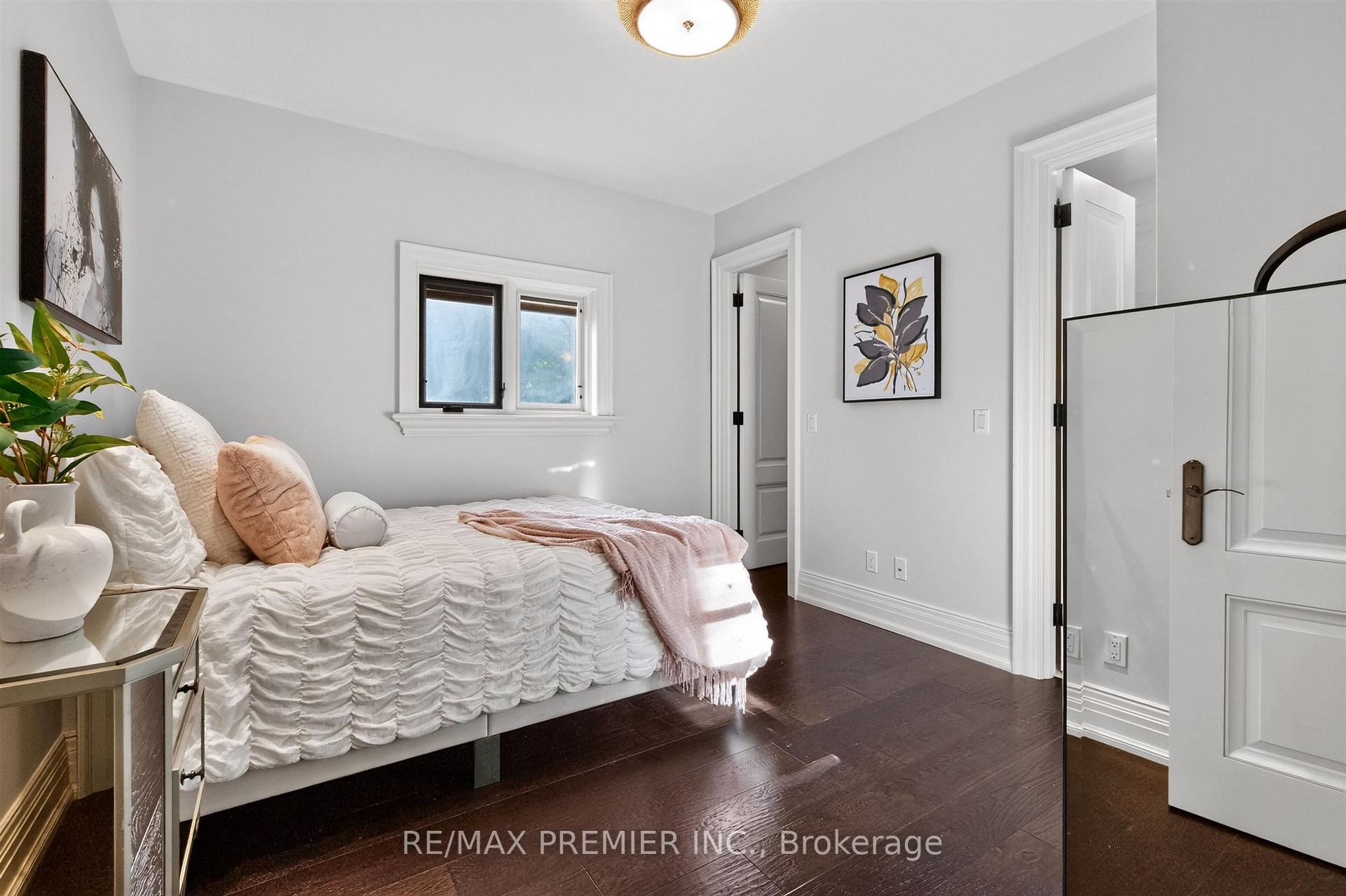 Photo 19 of 243 Rumble Avenue, Richmond Hill, Mill Pond — HOMEH