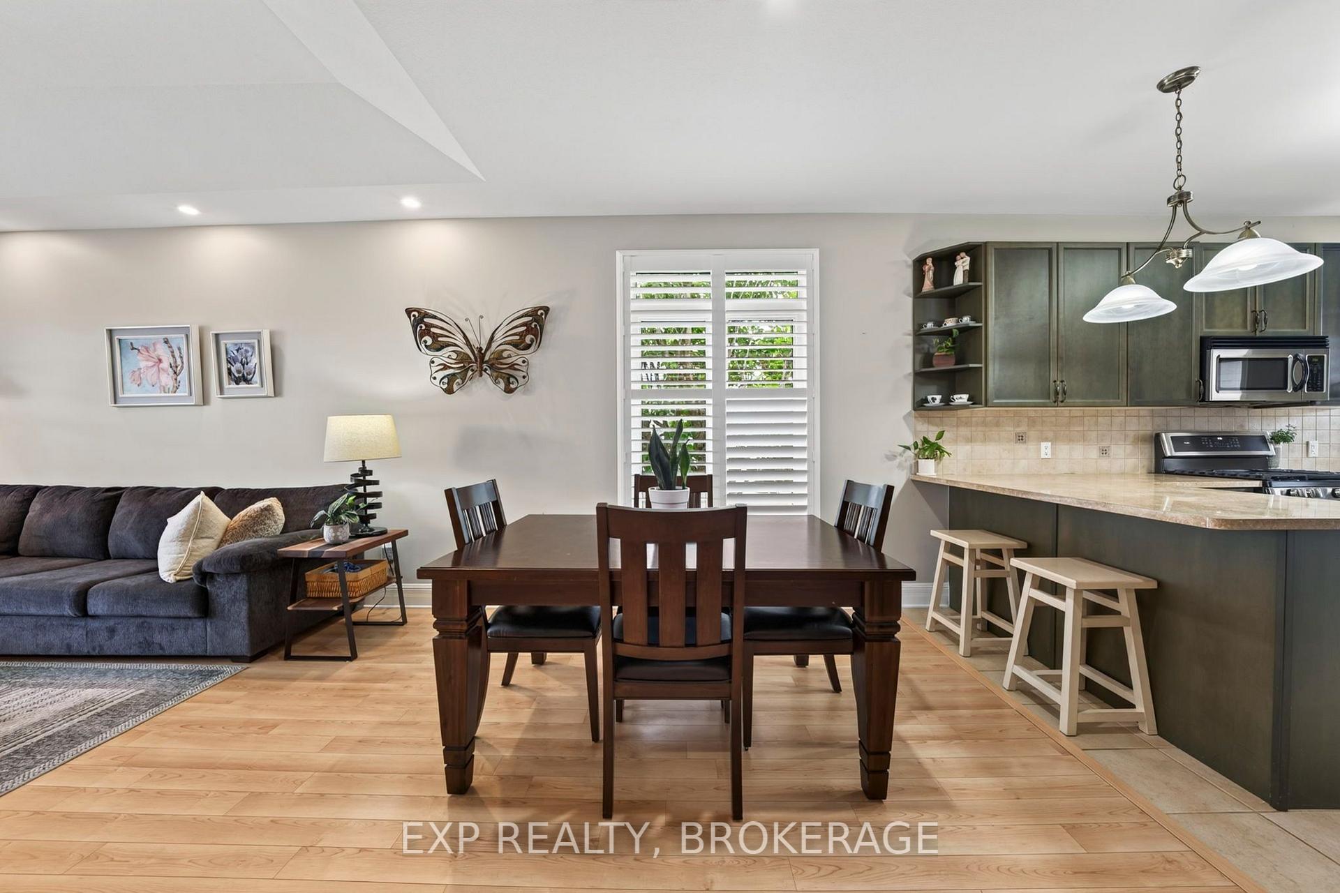 Photo 7 of 411 Abbot Street, Kingston, City Northwest — HOMEH