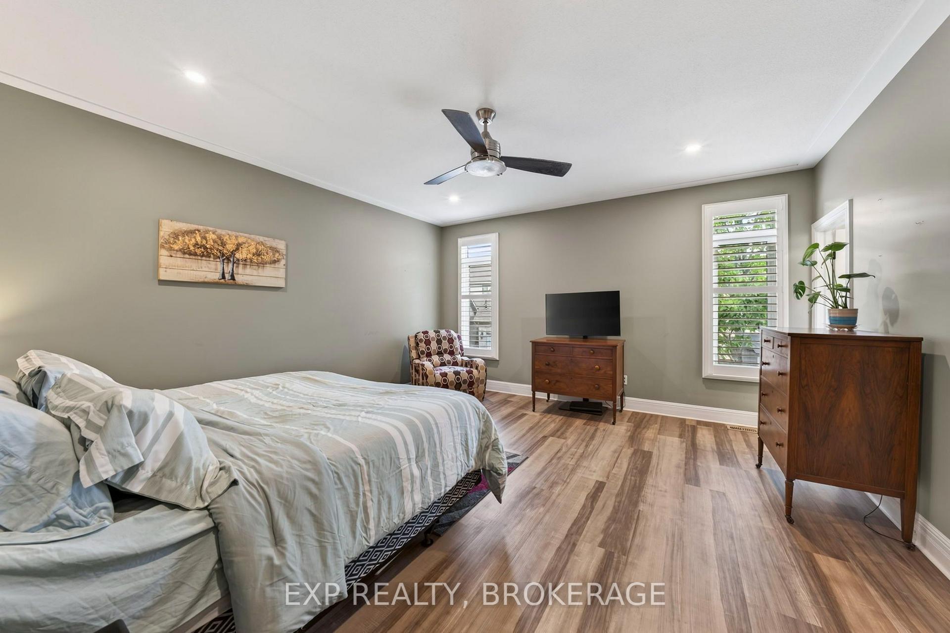 Photo 18 of 411 Abbot Street, Kingston, City Northwest — HOMEH