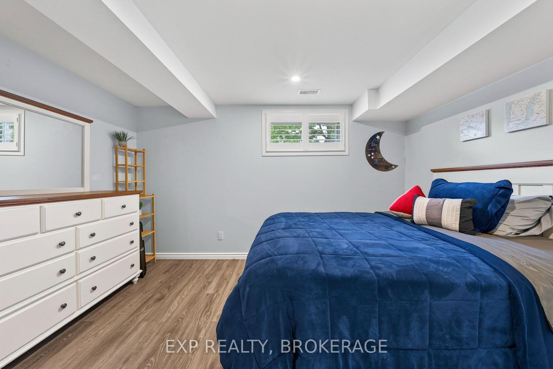Photo 26 of 411 Abbot Street, Kingston, City Northwest — HOMEH