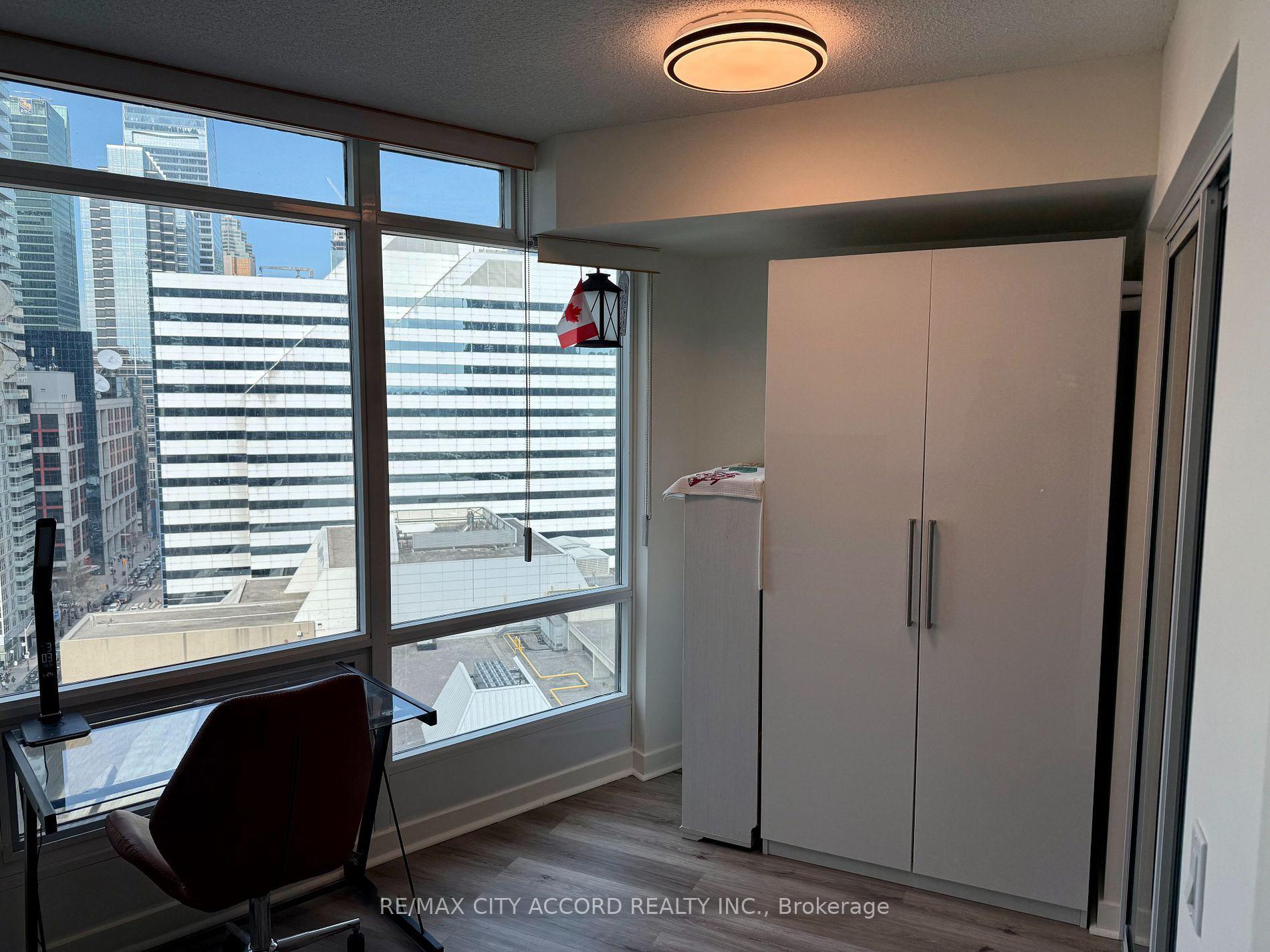 Photo 6 of Unit 2102, 361 Front Street W, Toronto, Waterfront Communities — HOMEH