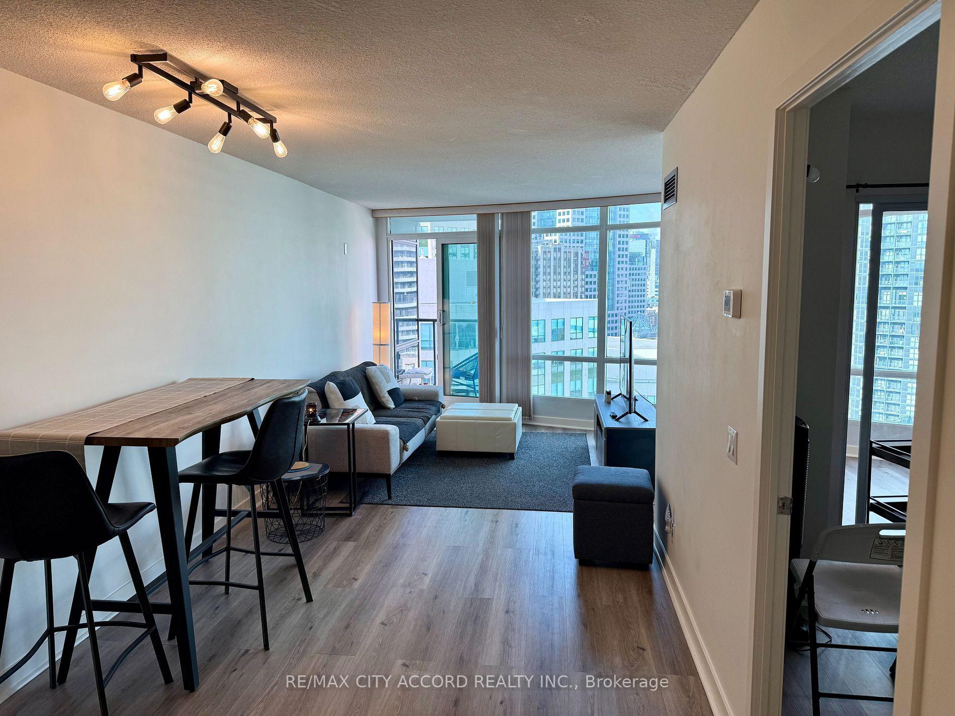 Photo 9 of Unit 2102, 361 Front Street W, Toronto, Waterfront Communities — HOMEH