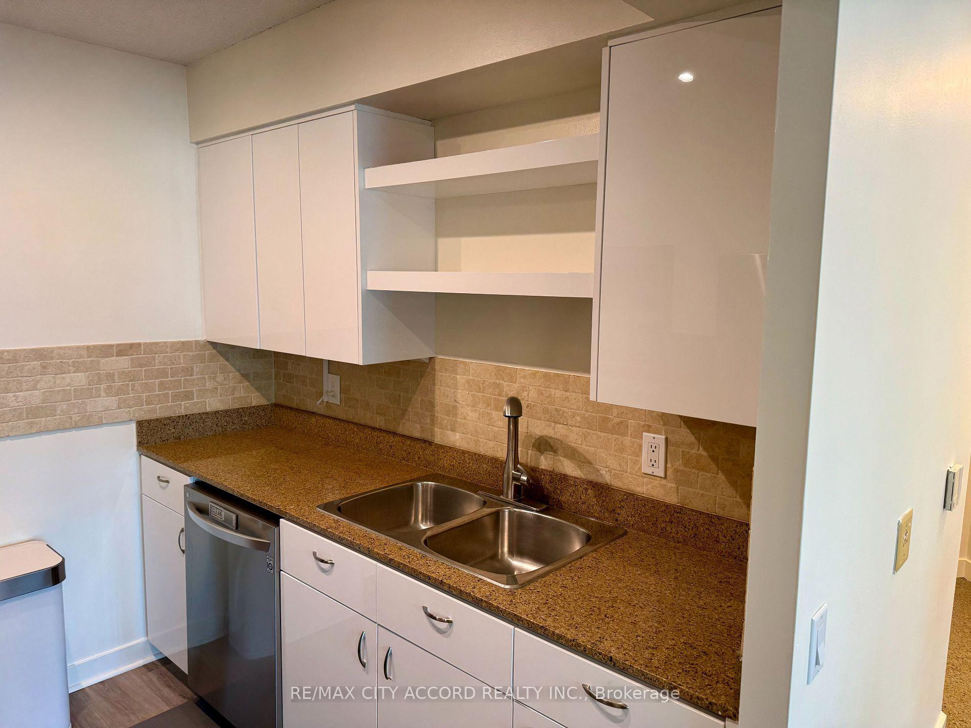 Photo 12 of Unit 2102, 361 Front Street W, Toronto, Waterfront Communities — HOMEH