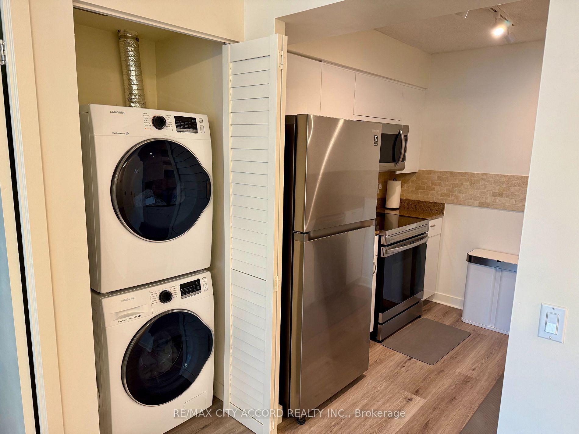 Photo 15 of Unit 2102, 361 Front Street W, Toronto, Waterfront Communities — HOMEH