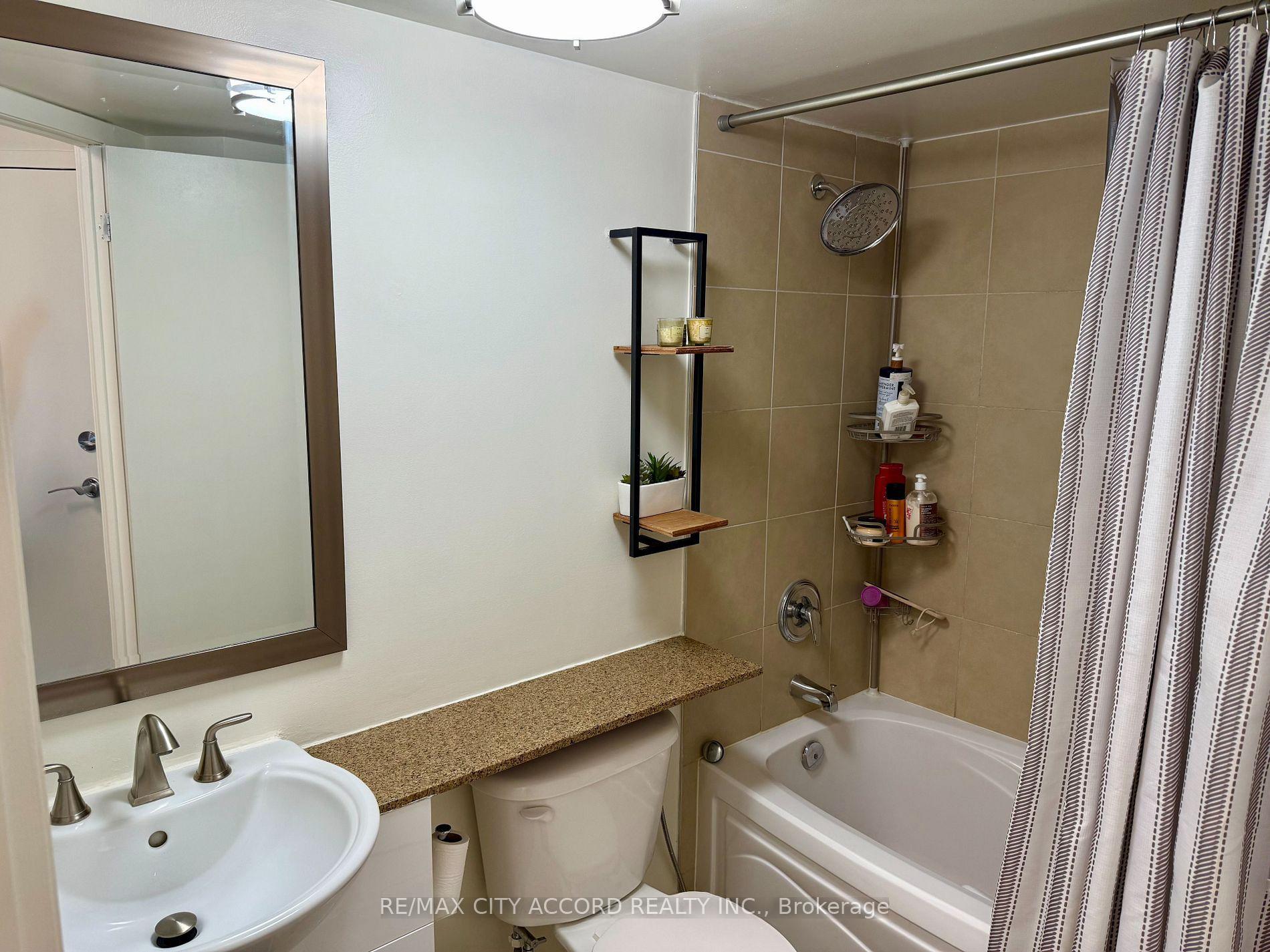 Photo 16 of Unit 2102, 361 Front Street W, Toronto, Waterfront Communities — HOMEH