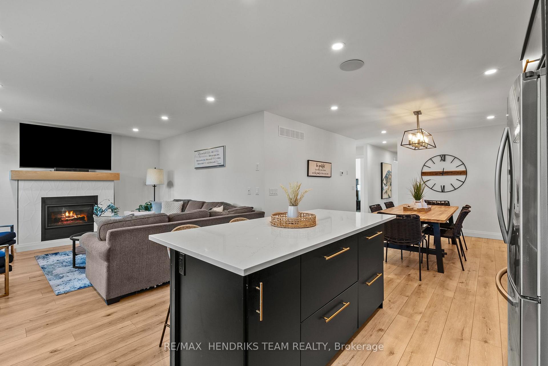 Photo 14 of 24 Prospect Avenue, St. Catharines, Facer — HOMEH