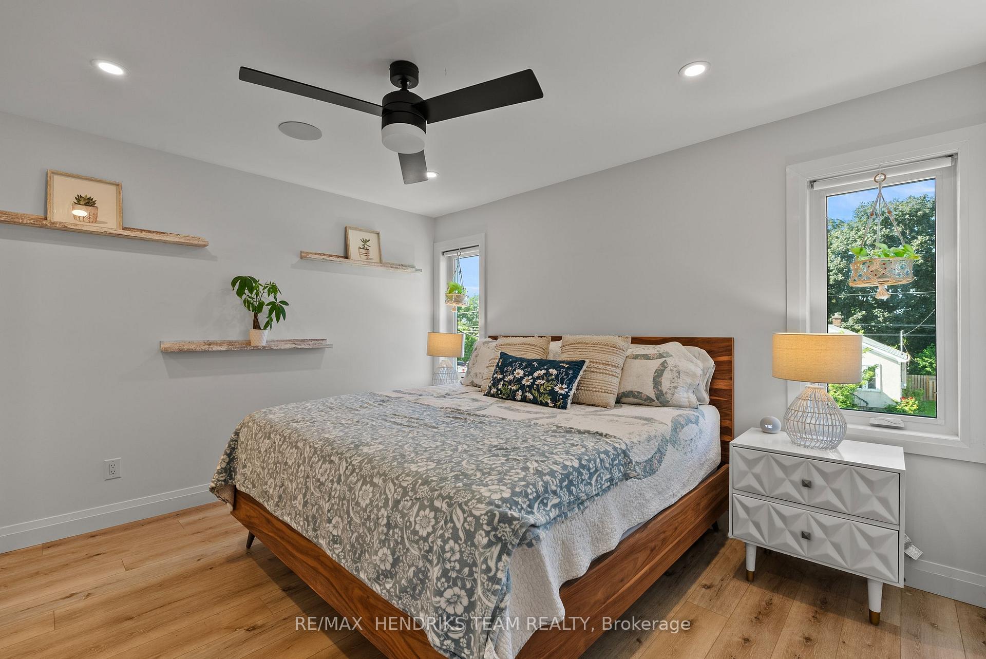 Photo 18 of 24 Prospect Avenue, St. Catharines, Facer — HOMEH