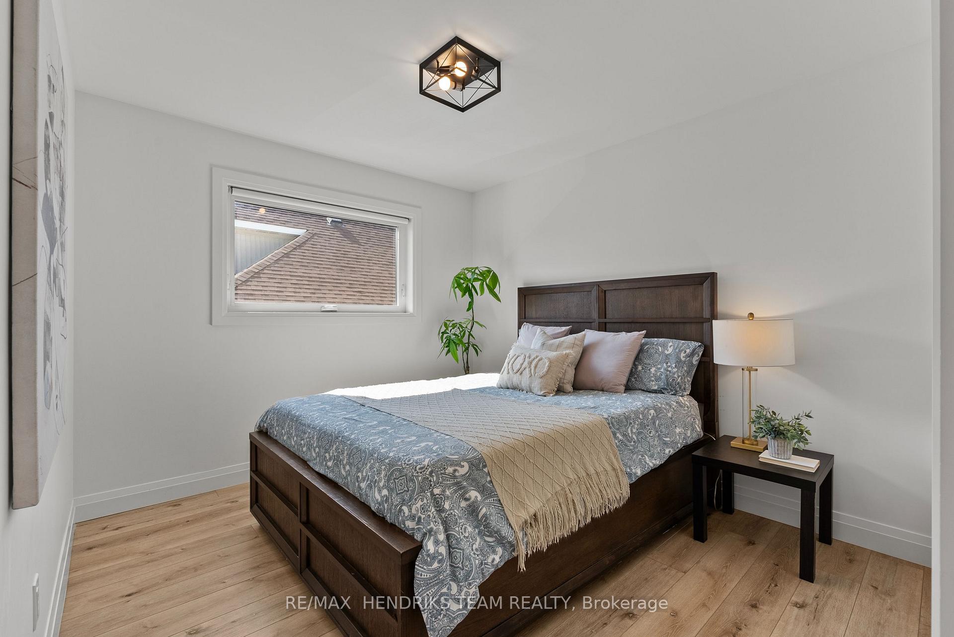 Photo 23 of 24 Prospect Avenue, St. Catharines, Facer — HOMEH
