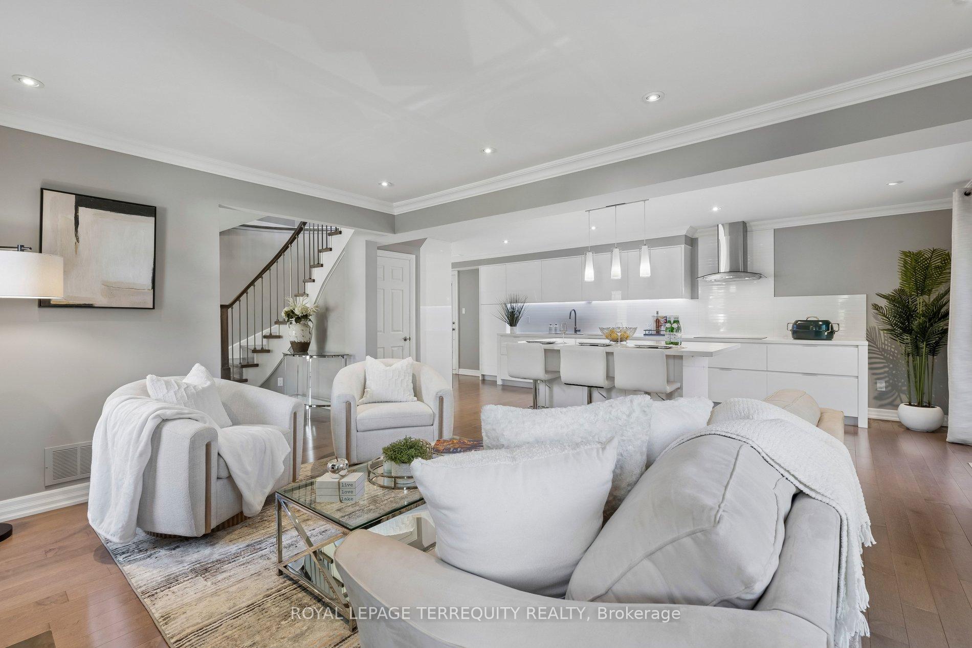 Photo of 10 Scarboro Avenue