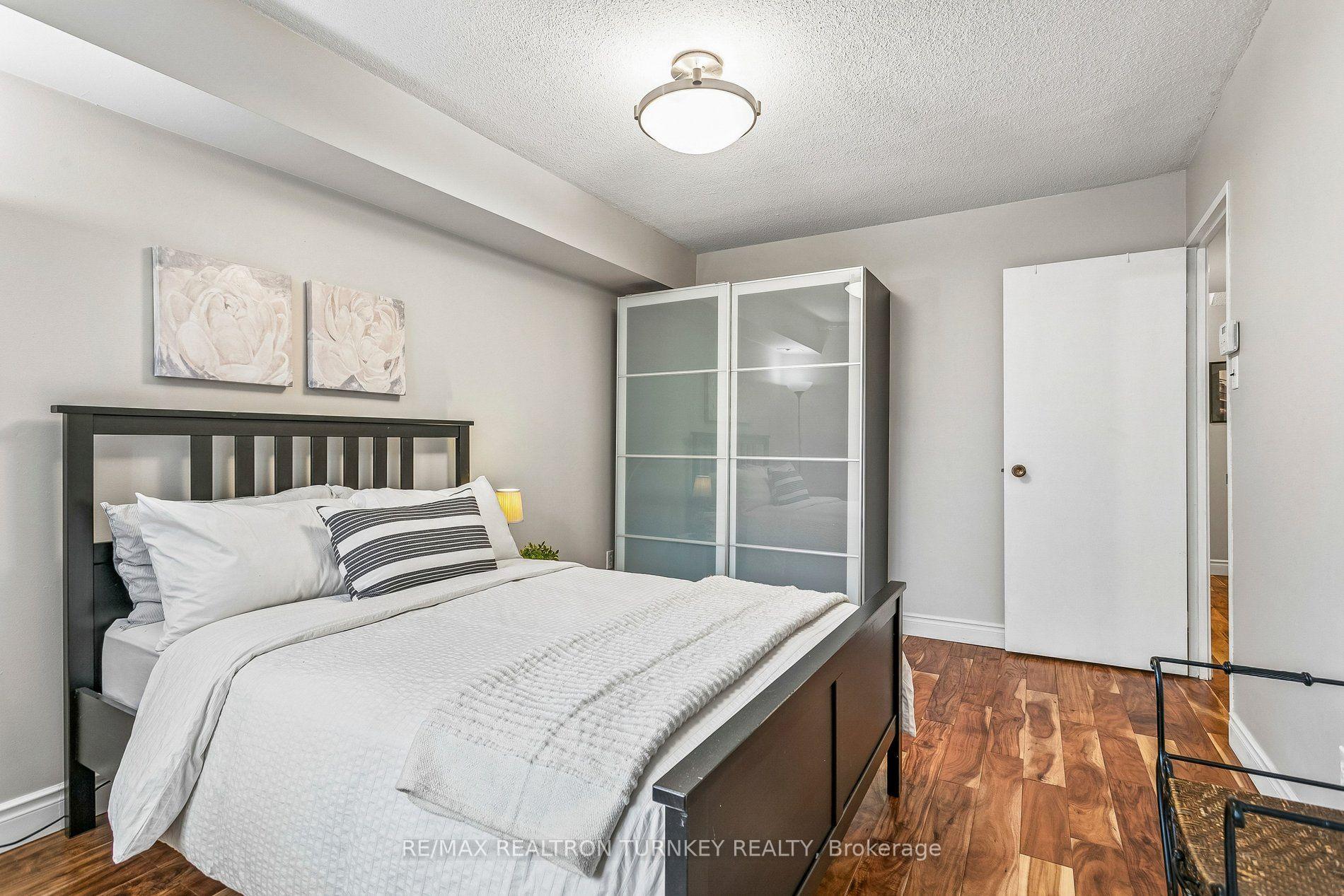 Photo 16 of Unit A12, 296 Mill Road, Etobicoke, Markland Wood — HOMEH