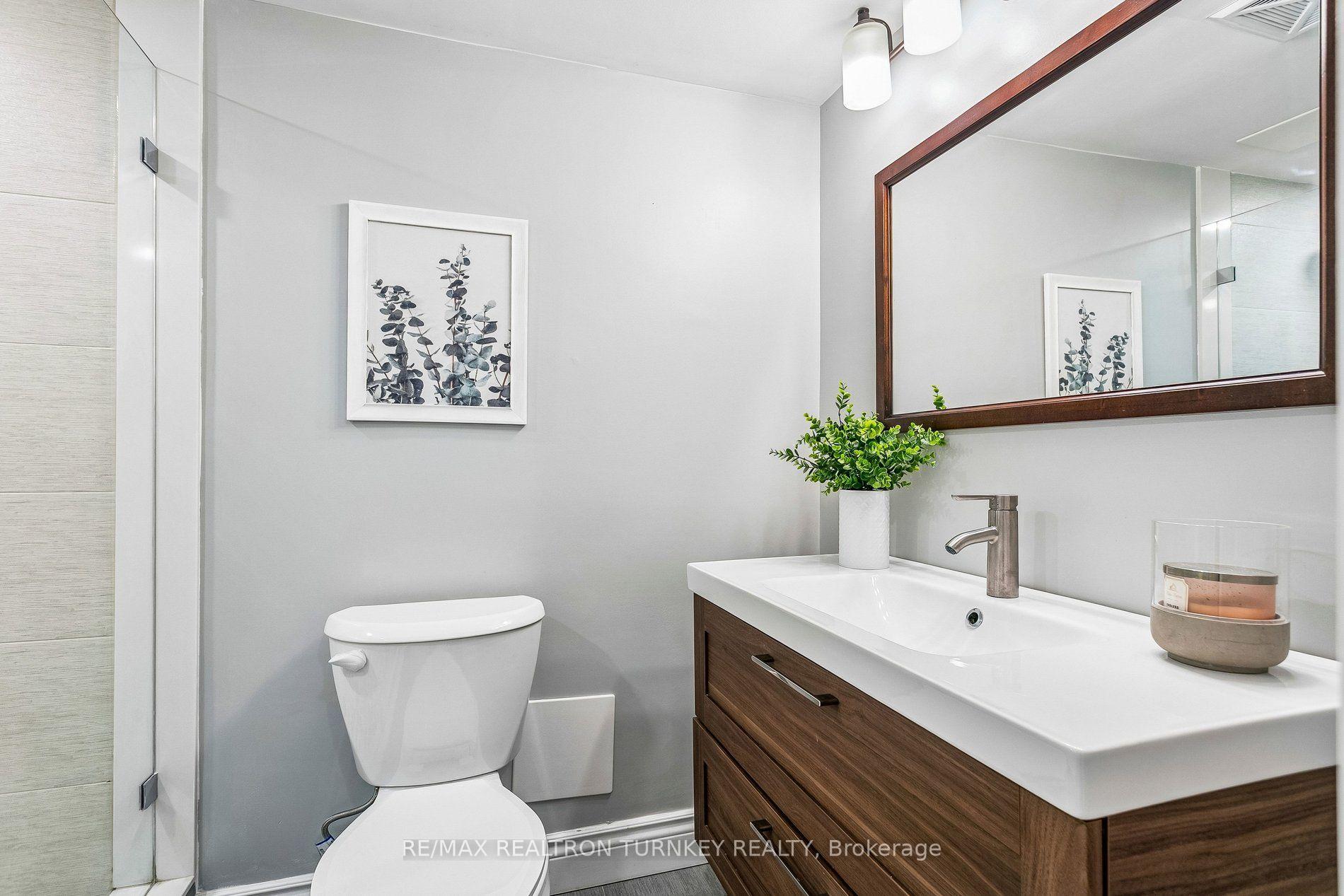 Photo 17 of Unit A12, 296 Mill Road, Etobicoke, Markland Wood — HOMEH