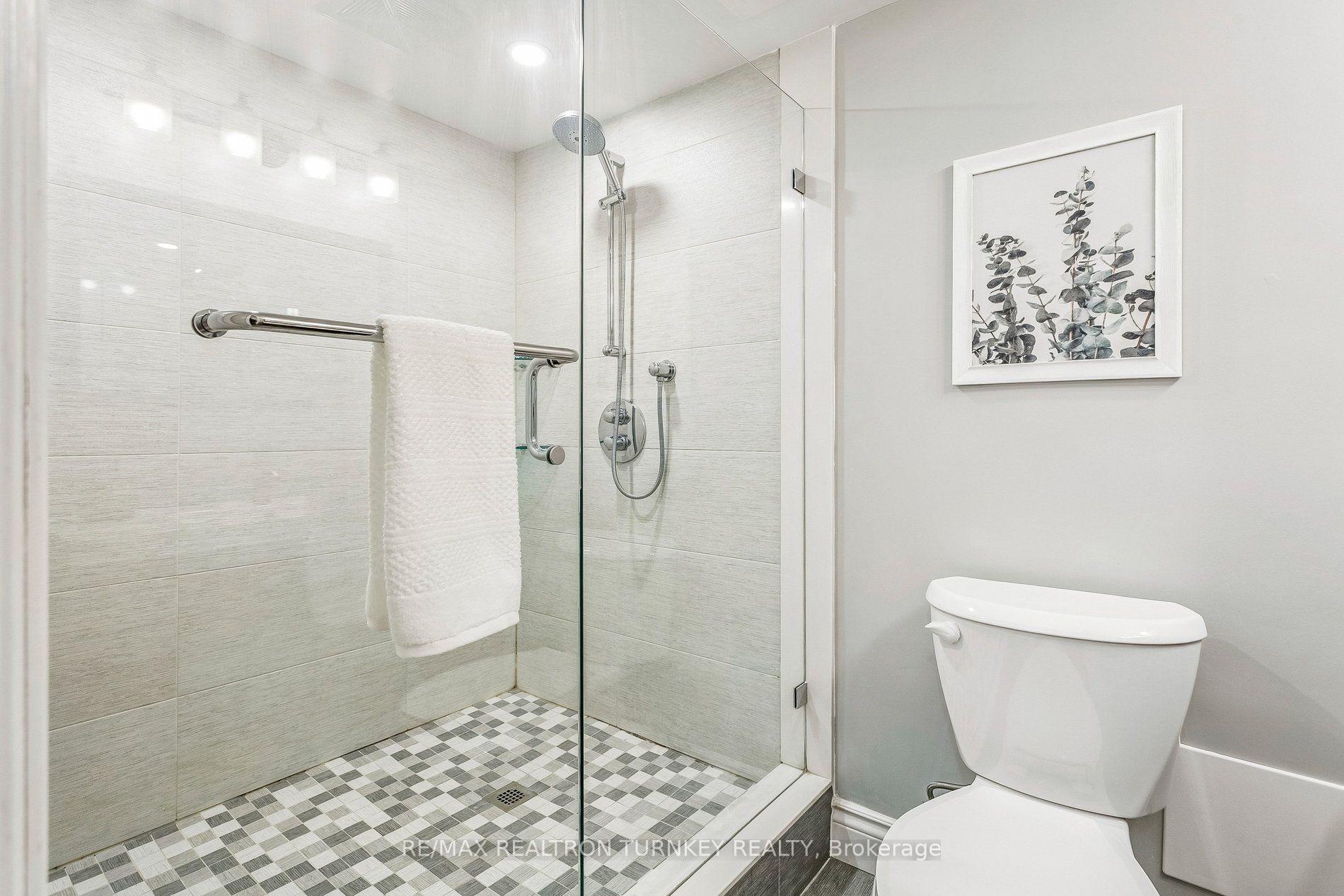 Photo 18 of Unit A12, 296 Mill Road, Etobicoke, Markland Wood — HOMEH