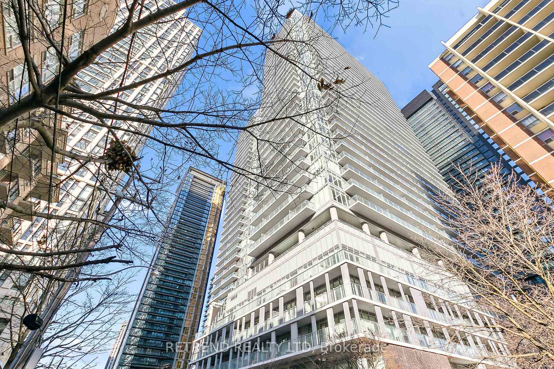 Photo of Unit 1402, 195 Redpath Avenue