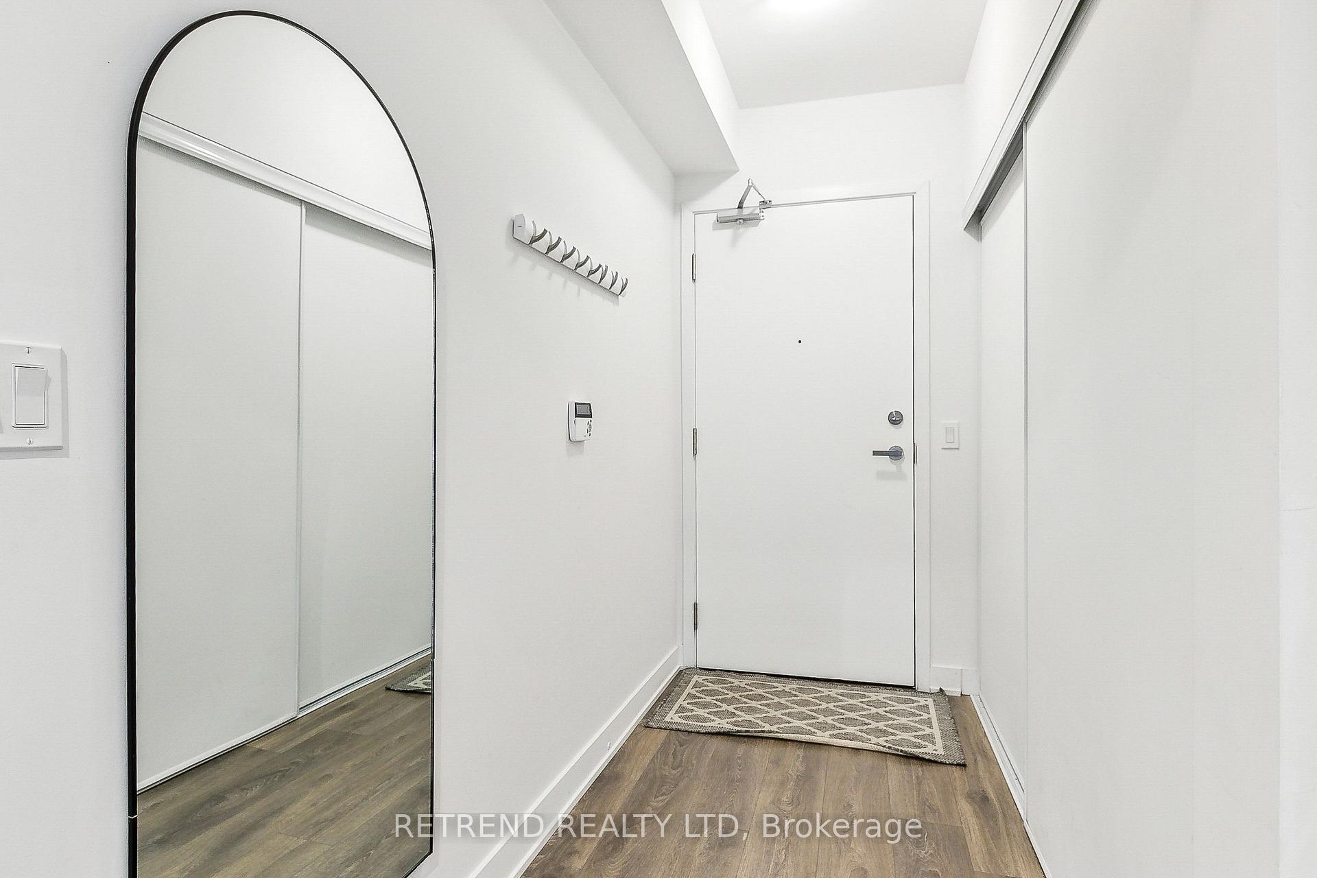Photo 3 of Unit 1402, 195 Redpath Avenue, Toronto, Mount Pleasant West — HOMEH