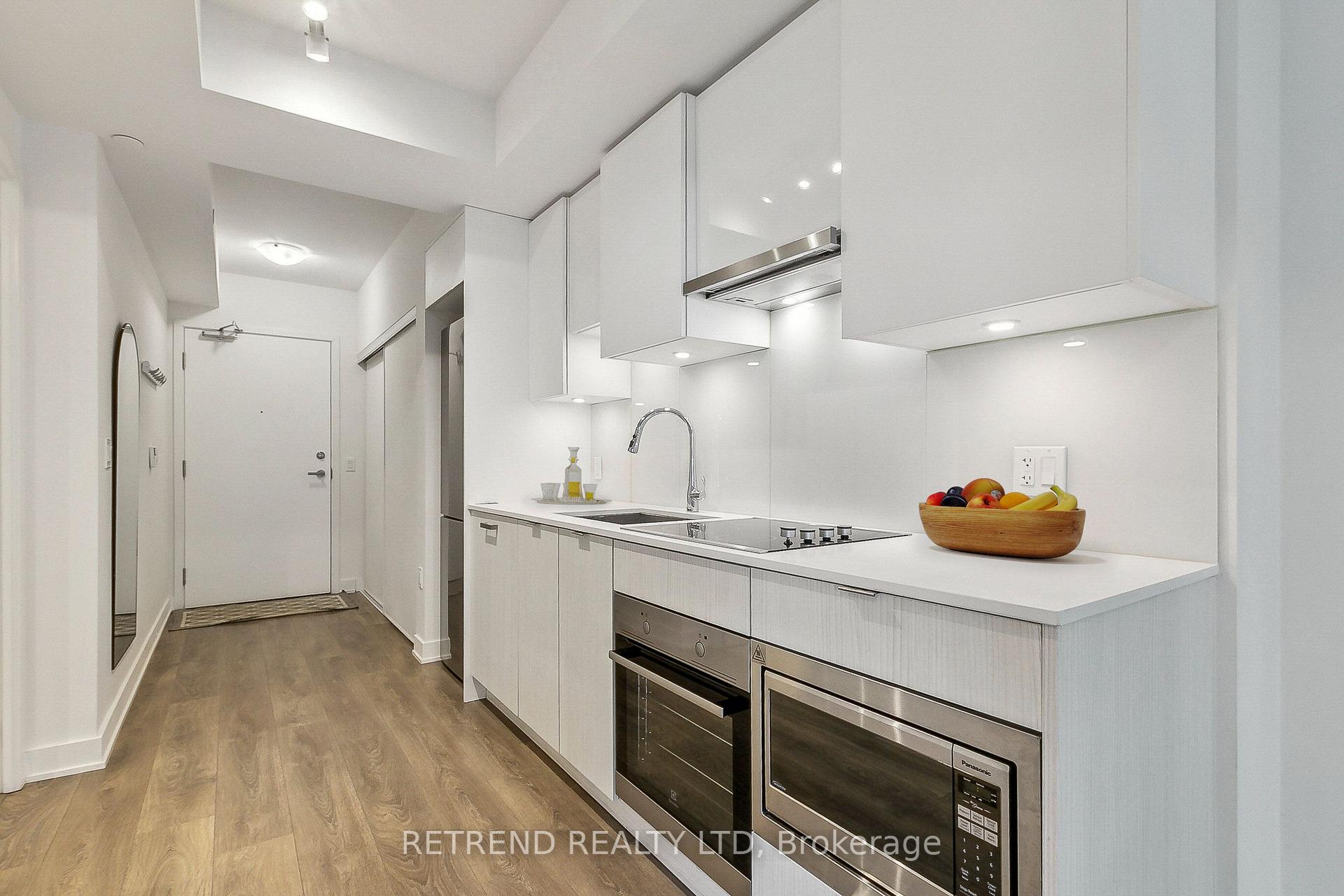 Photo 6 of Unit 1402, 195 Redpath Avenue, Toronto, Mount Pleasant West — HOMEH