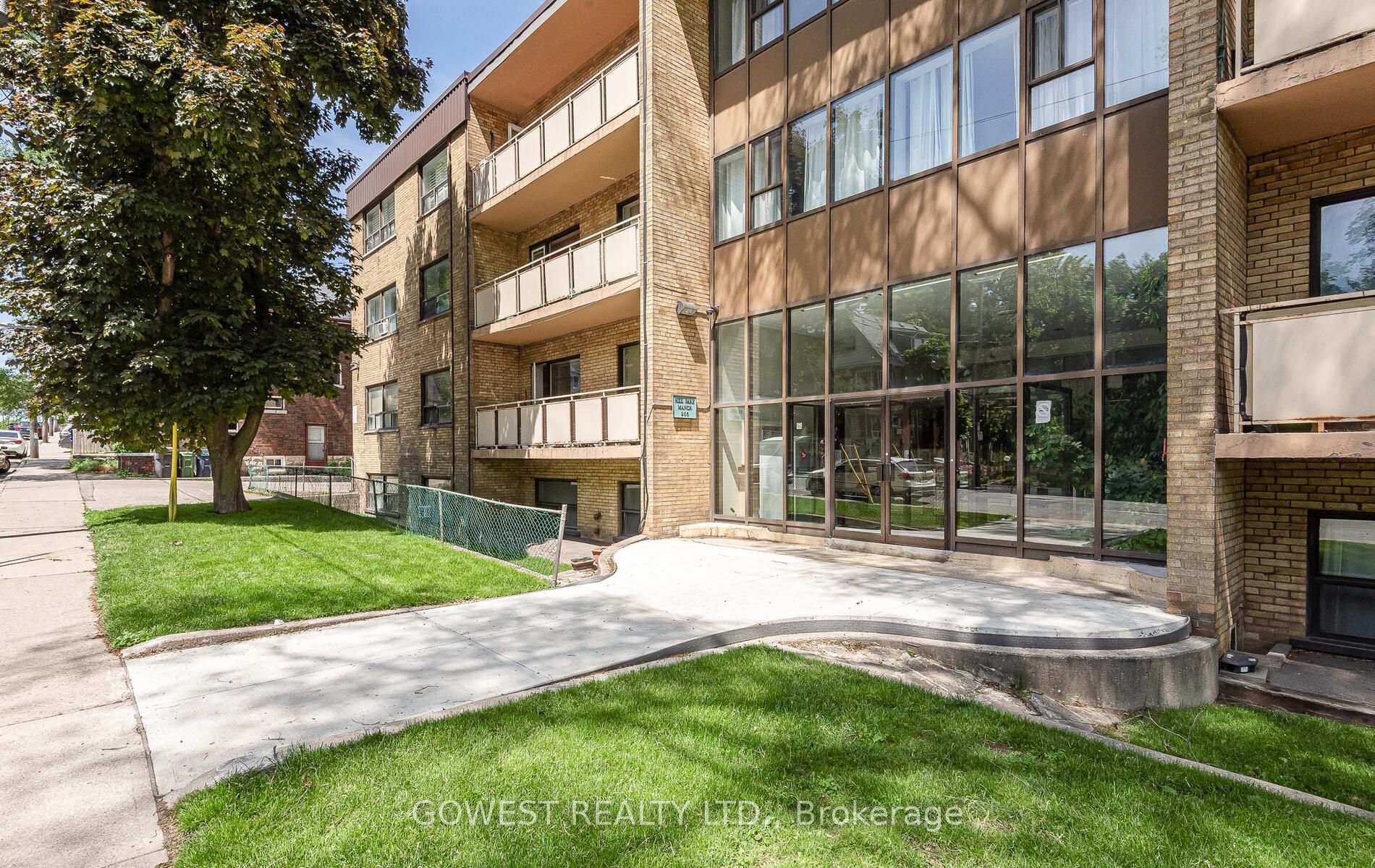 Photo 2 of Unit 306, 205 Keele Street, Toronto, High Park North — HOMEH