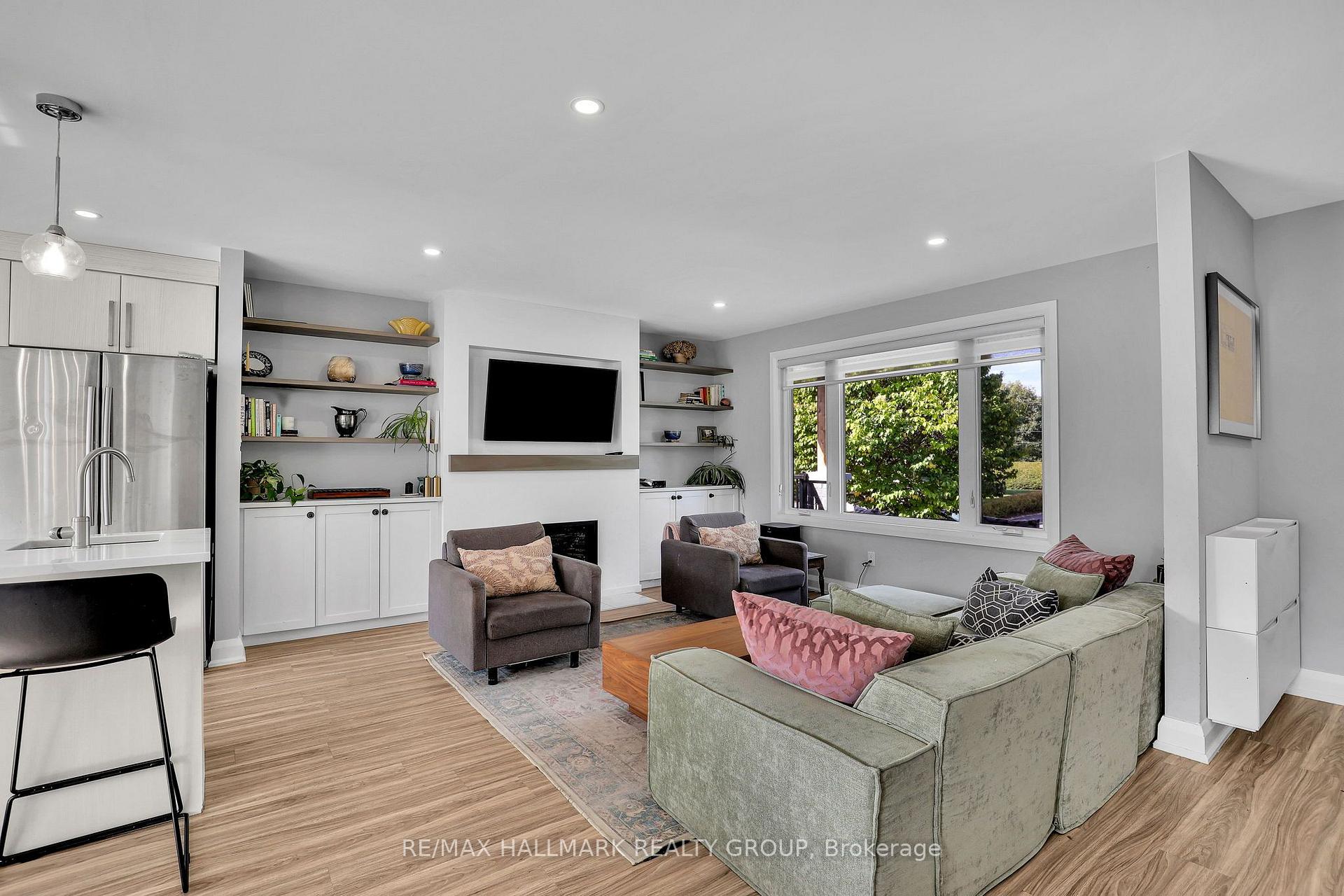 Photo 5 of 1233 Whitmore Avenue, Ottawa, Bel Air Heights — HOMEH