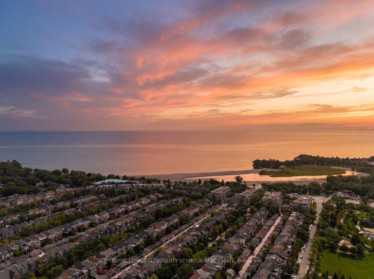 Photo 36 of 74 Winners Circle, Toronto, The Beaches — HOMEH