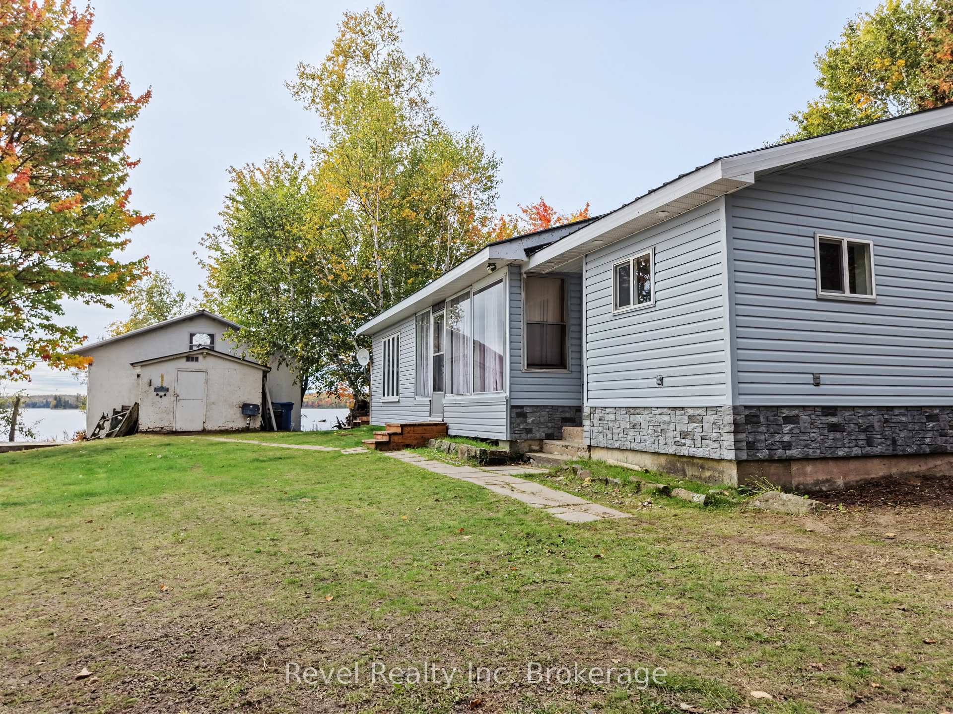Photo 7 of 274 Mallard Haven Road, Chisholm — HOMEH