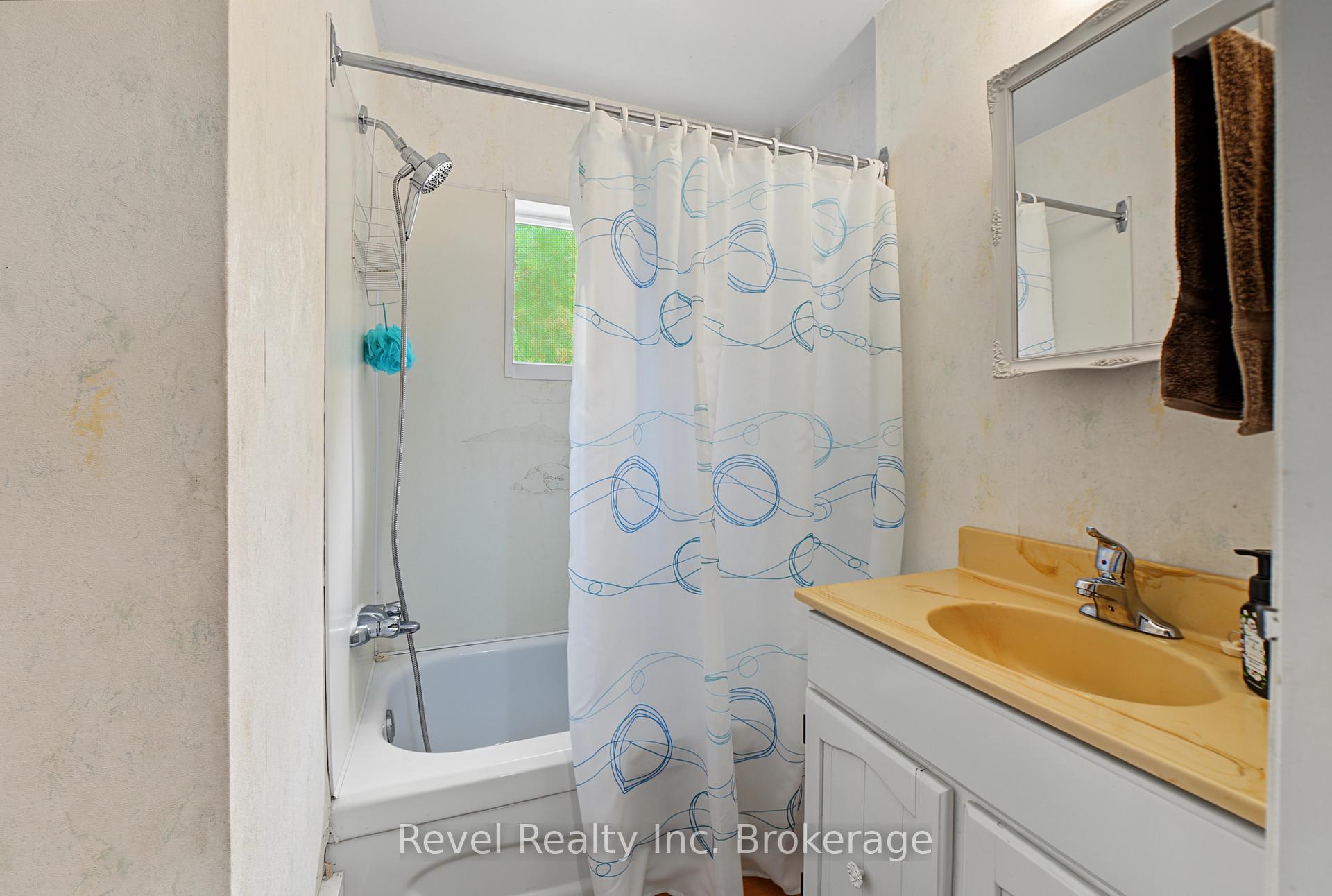 Photo 30 of 274 Mallard Haven Road, Chisholm — HOMEH