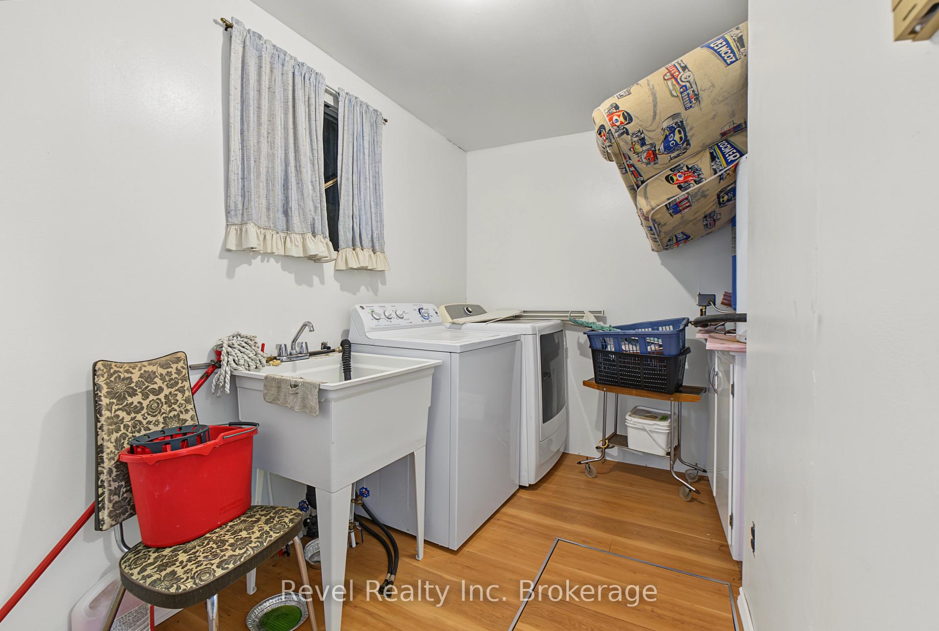 Photo 31 of 274 Mallard Haven Road, Chisholm — HOMEH