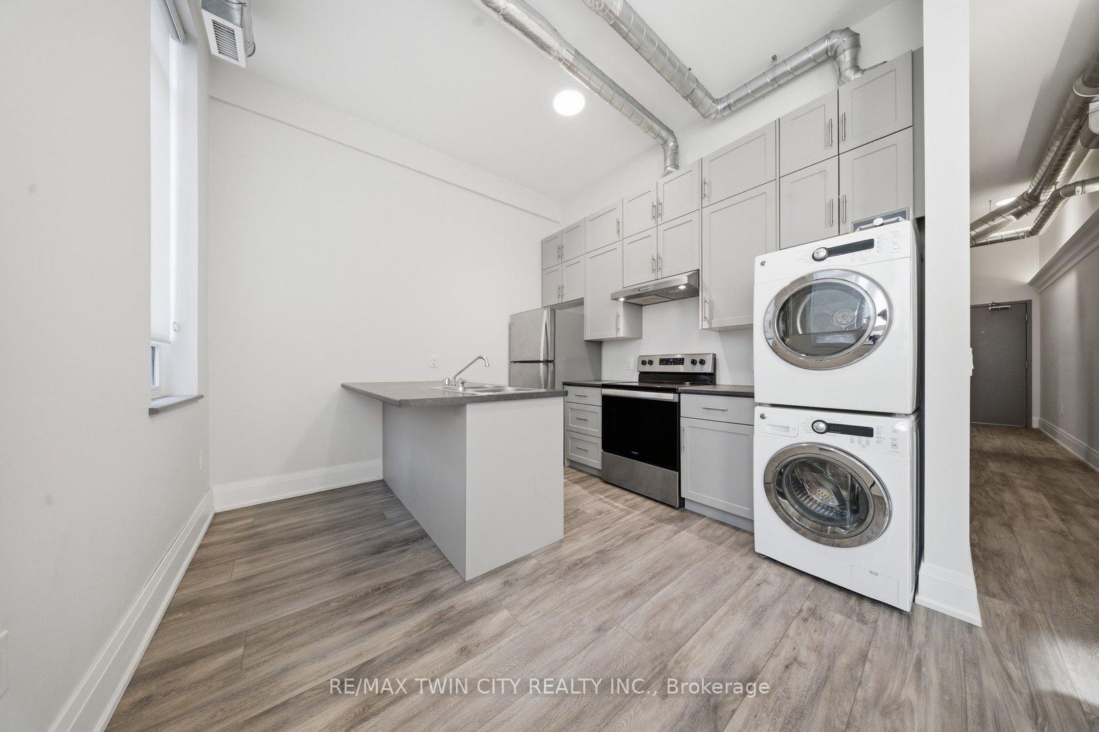 Photo 4 of Unit 201, 11 Queen Street, Brantford, Downtown Core — HOMEH