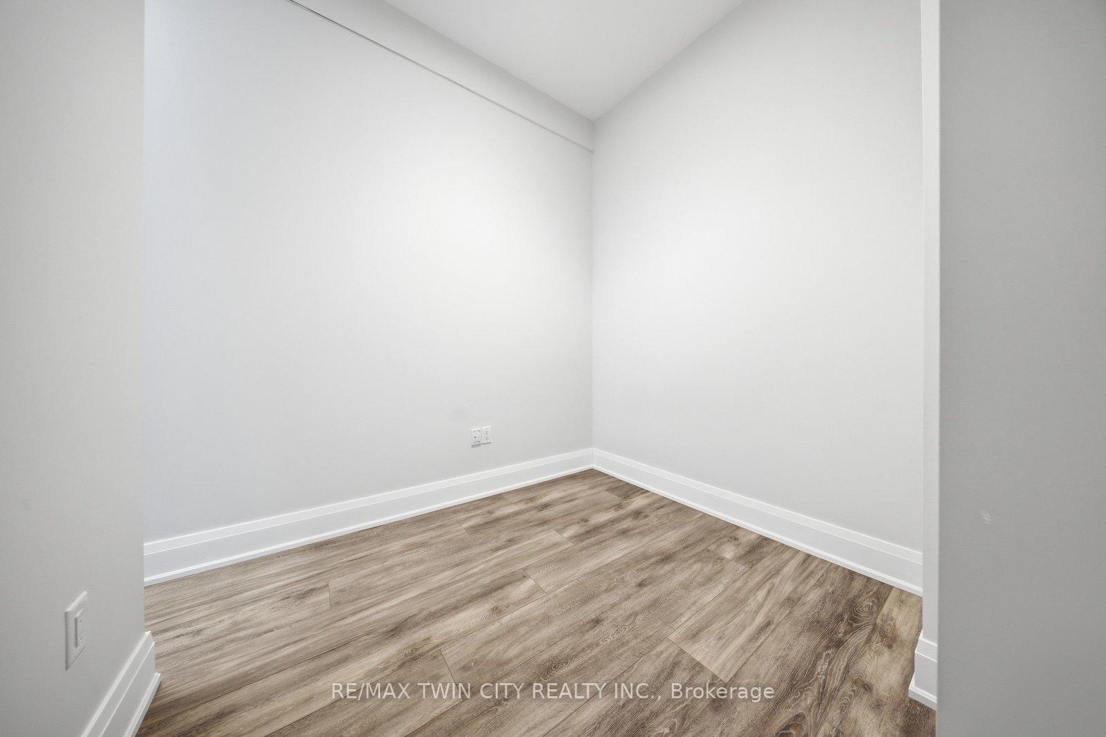 Photo 7 of Unit 201, 11 Queen Street, Brantford, Downtown Core — HOMEH