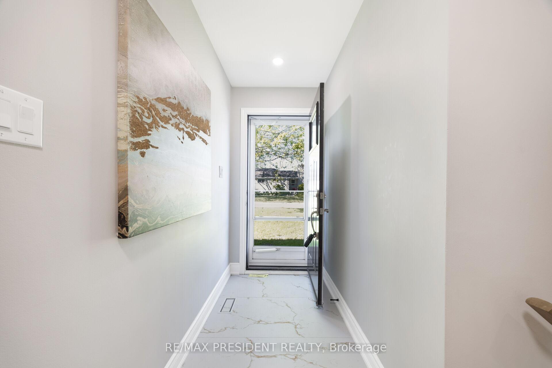 Photo 6 of 2420 Edenhurst Drive, Mississauga, Cooksville — HOMEH
