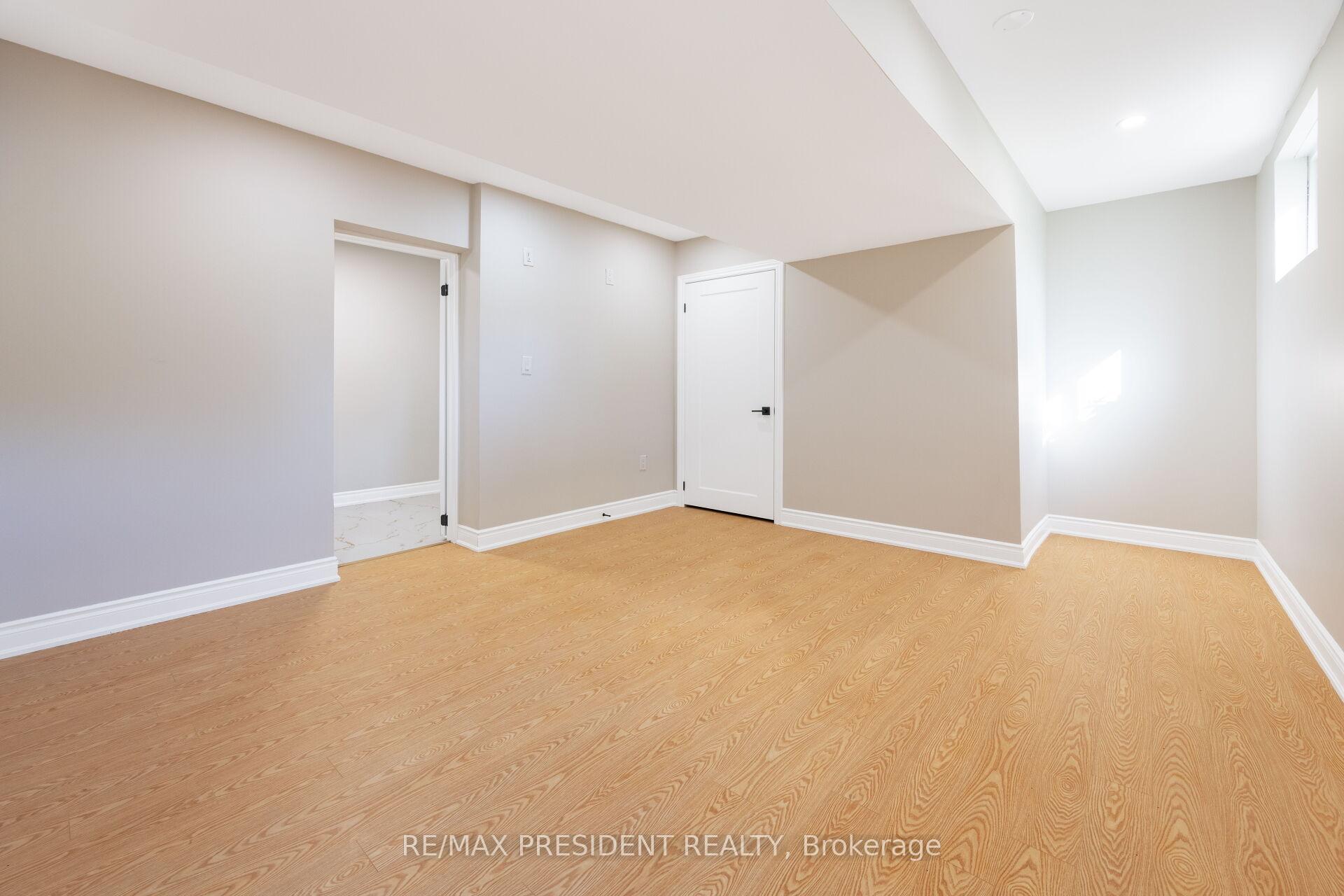 Photo 32 of 2420 Edenhurst Drive, Mississauga, Cooksville — HOMEH